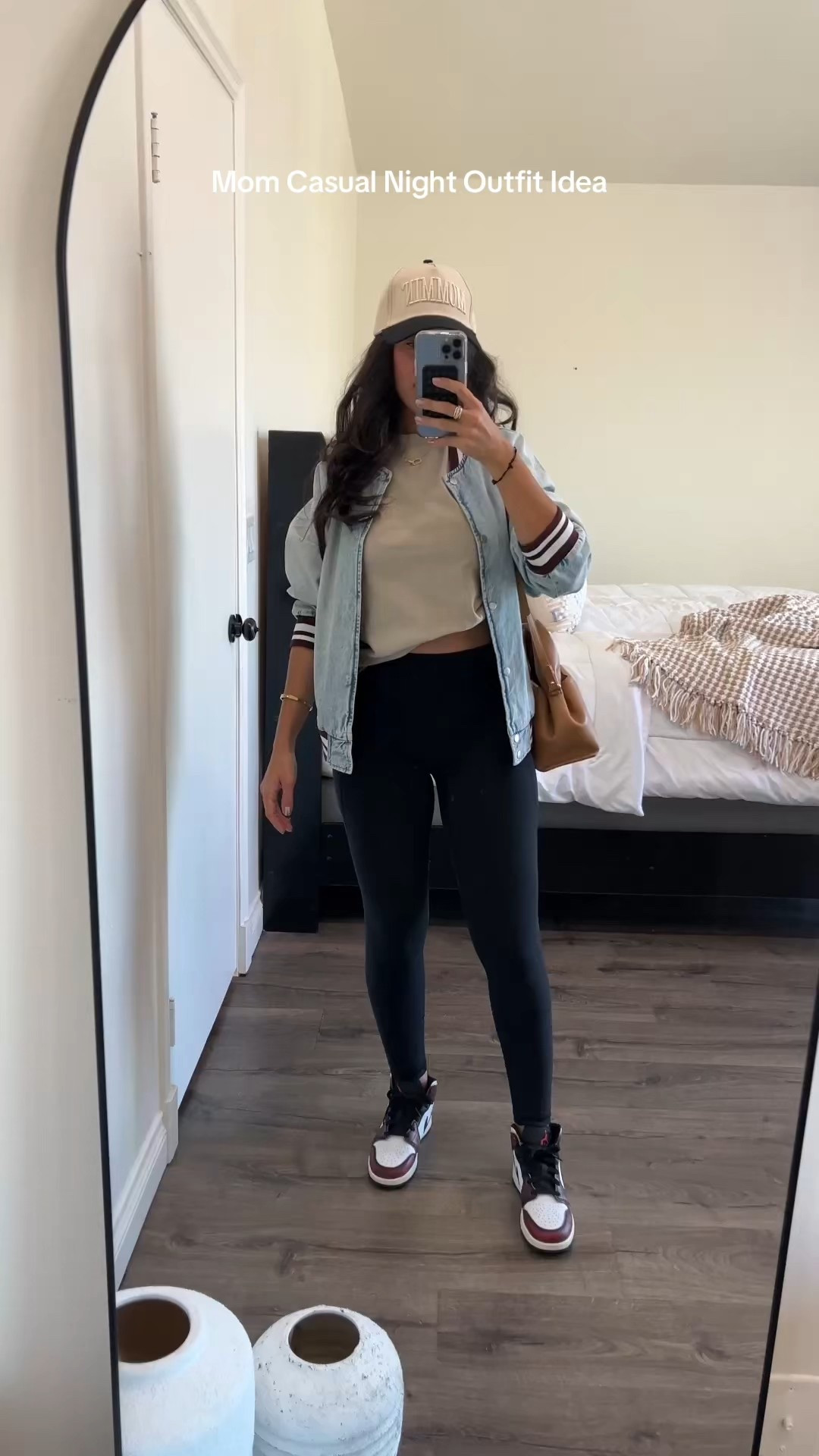 My outfit tonight! Medium in leggings 

#LTKautumn #LTKFindsUnder50 #LTKStyleTip