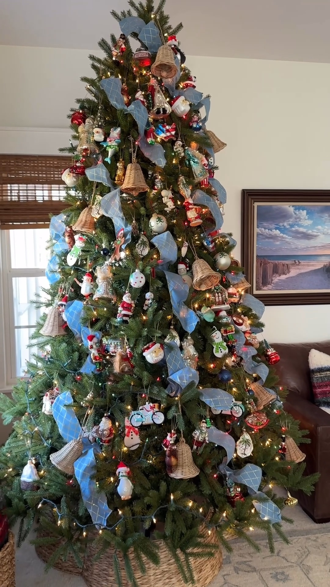 King of Christmas Fraser Fir tree 9 foot

#LTKHome #LTKSeasonal #LTKHoliday