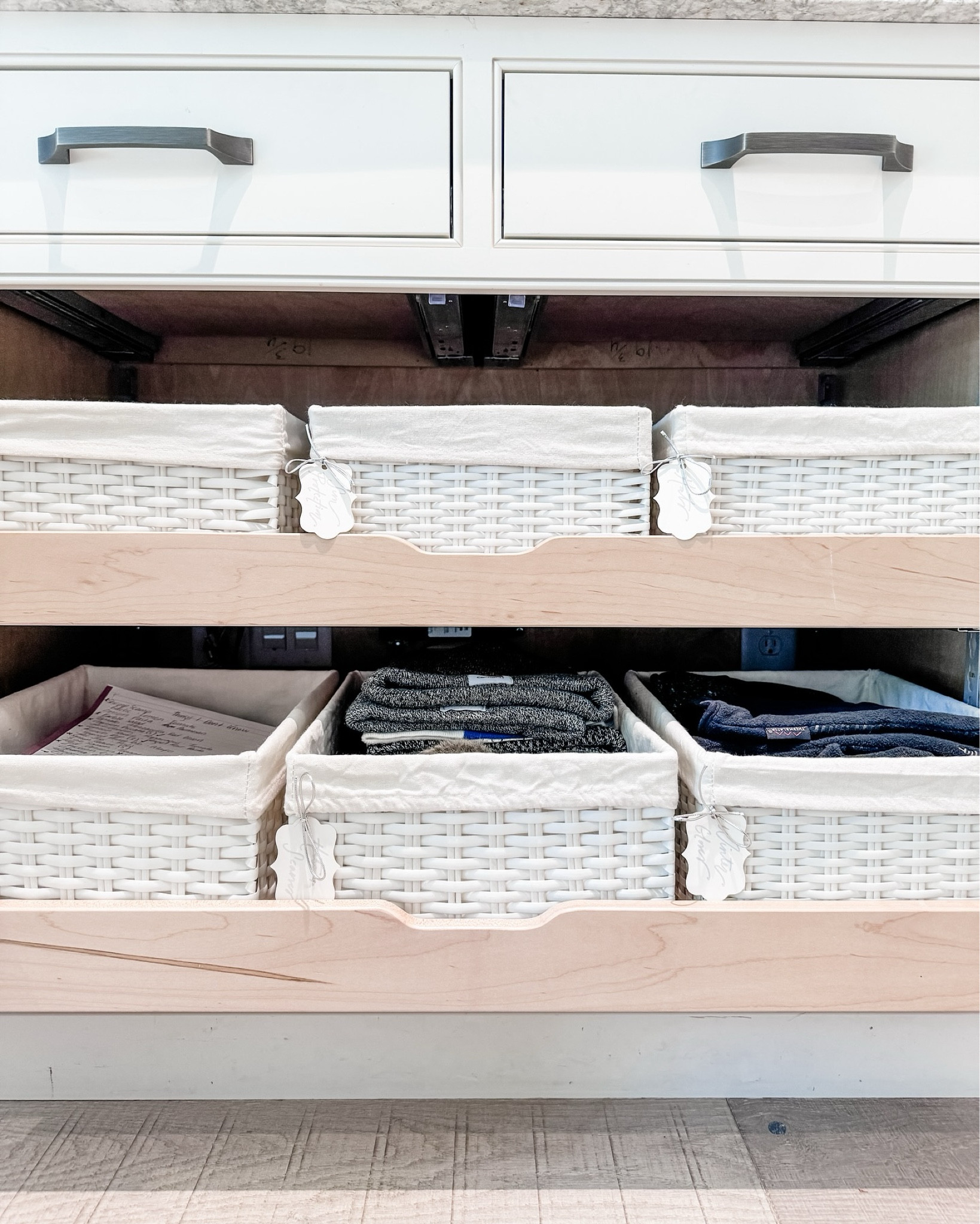 Zoom in a bit and you’ll see some old school TBM labels! When I started this business sevenish years ago, I wrote all labels on little gift tags.

It is not lost on me that some of our clients have been around since day one. And as much as I get the urge to pull out my trusty @ptouchessentials label maker, these handwritten labels are staying put!

Because even many years removed from this project, I found during our most recent refresh that the system we originally implemented is still working! 🥰