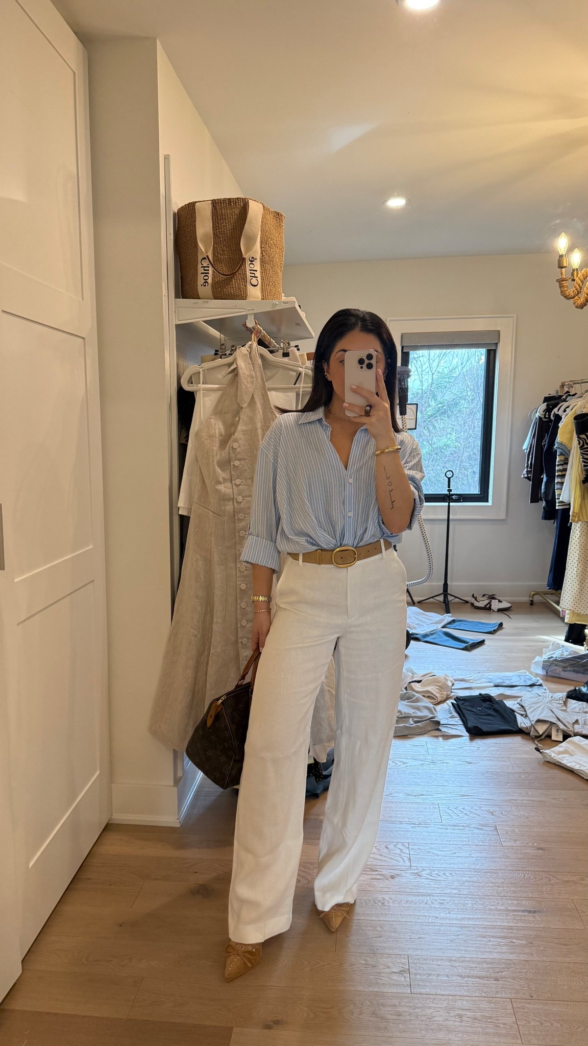 Shirt: XXS
pants: size 2

#LTKworkwear #LTKsummer #LTKpartywear