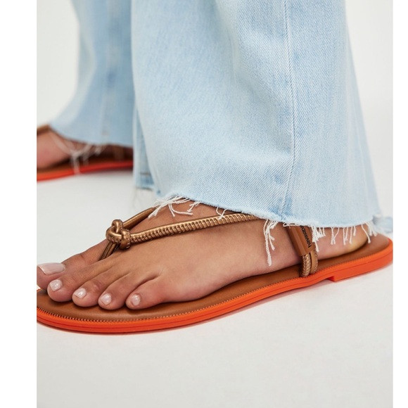 HAVAIANAS Una Acai Sandals - Rust Metal. MSRP $74 | Poshmark