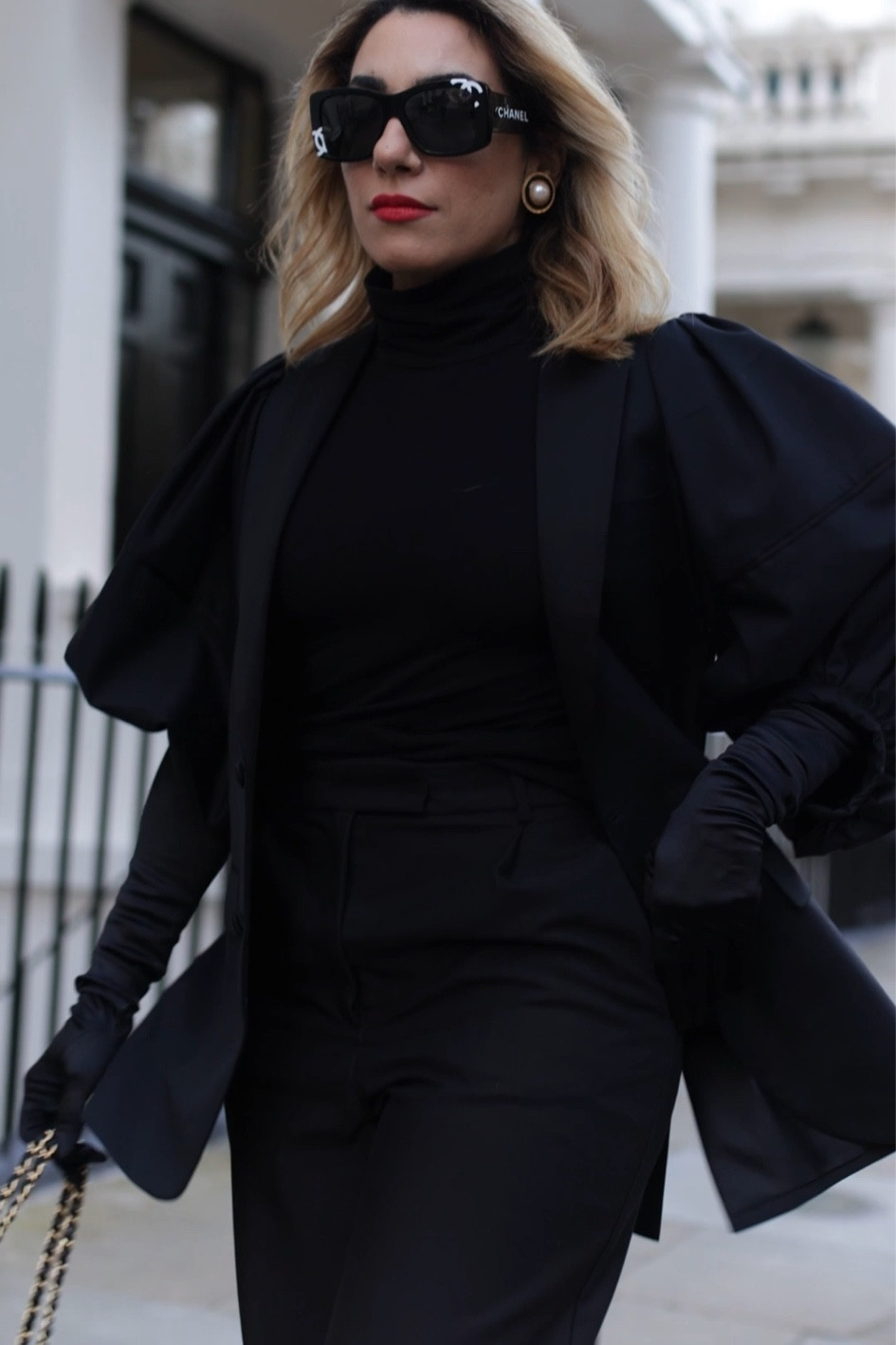 Total black formal suit look 🖤✨

#blackshuit #totalblack #blackoutfit #autumnoutfits #dinnerjacket #blazer #blackblazer #oversizedblazer #widelegtrousers #blacktrousers #ootd #ootn #blackjumper #blackrollneck #blackchanelflapbag #classicchanel #vitangechanelearrings #blacksunglasses #chanelsunglasess 

#LTKluxury #LTKworkwear #LTKpartywear