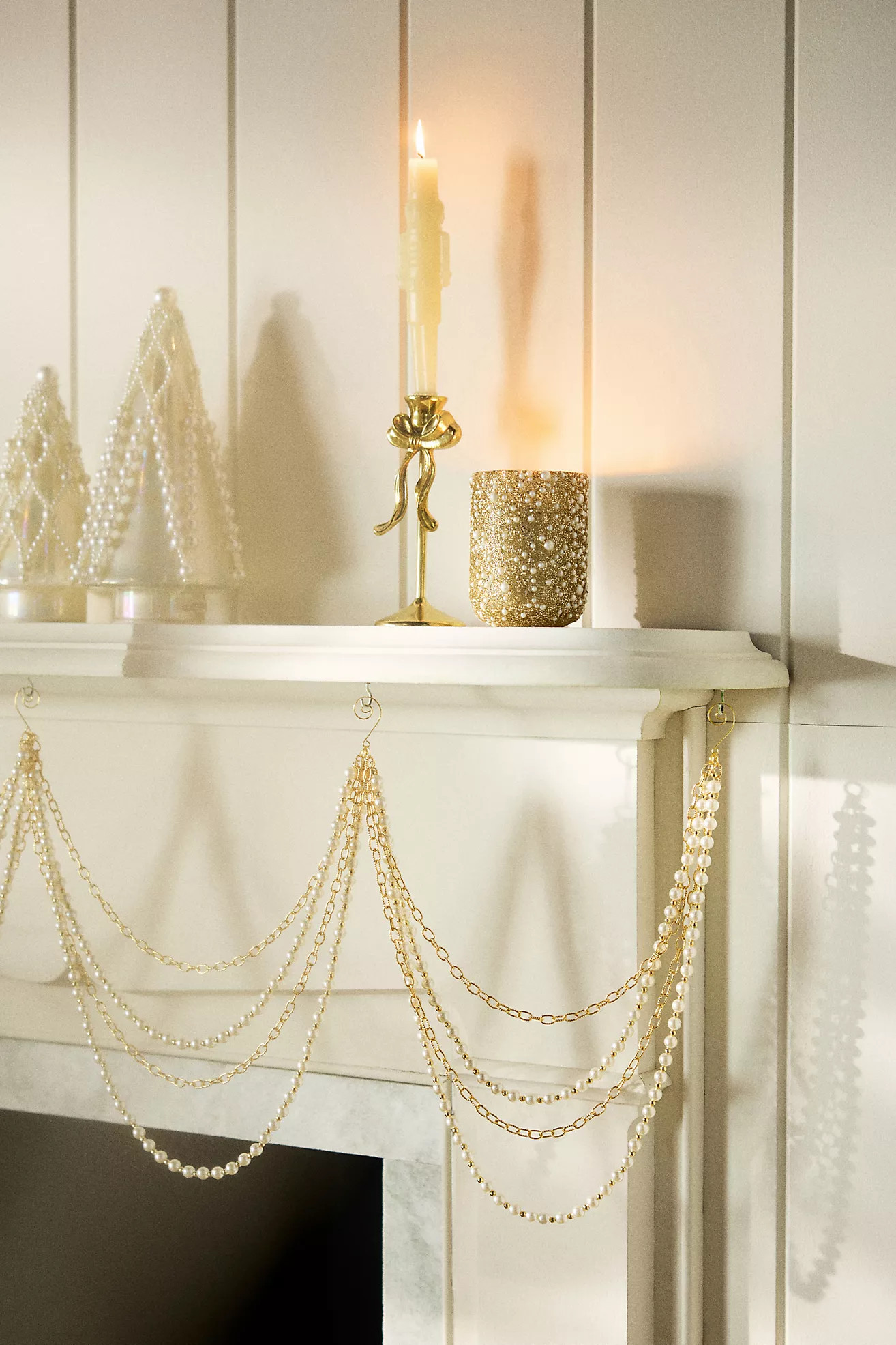 Pearl Swoop Garland | Anthropologie (US)