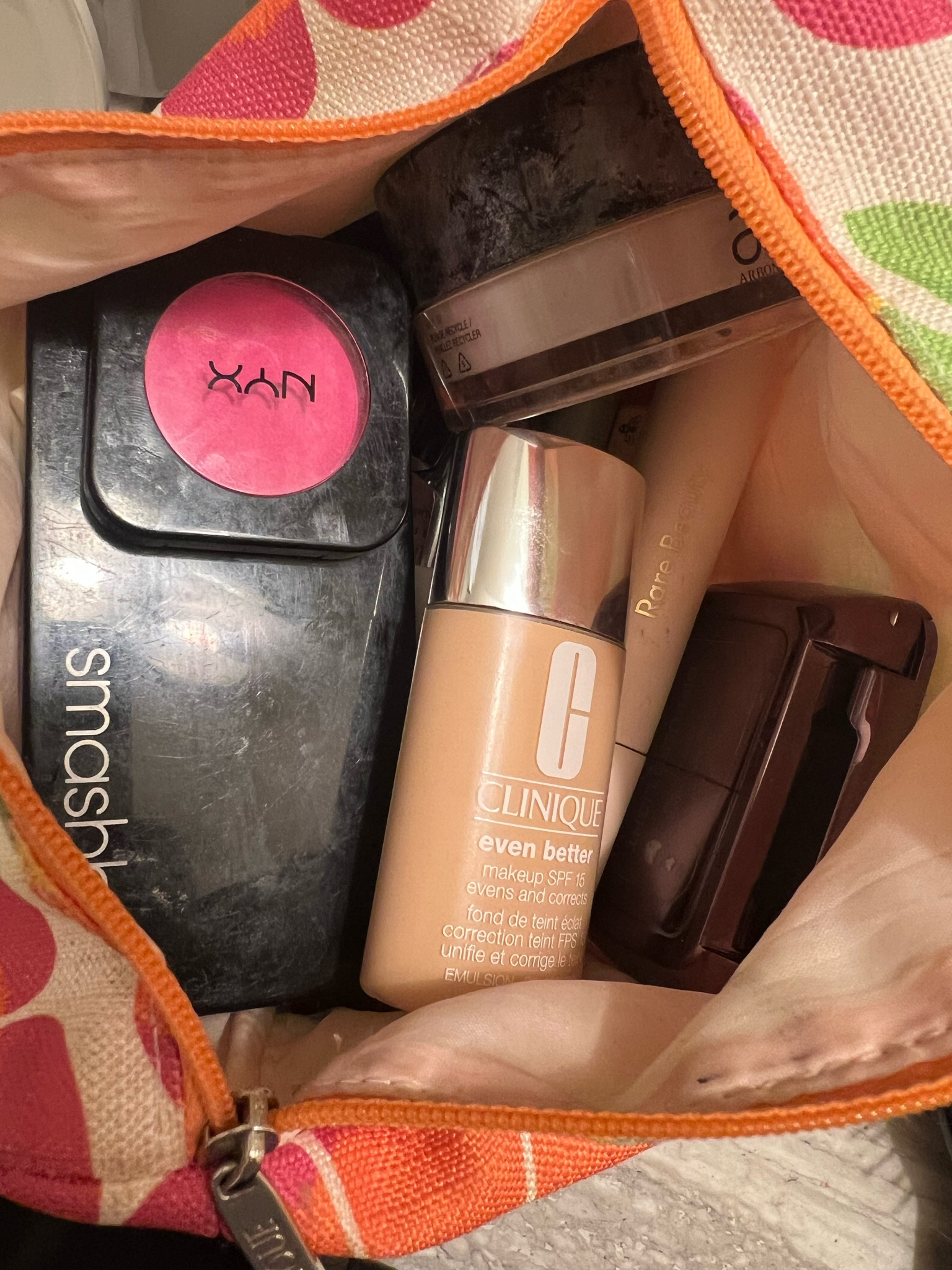 What’s in my make up bag ? 

#LTKGala #LTKparties #LTKbeauty