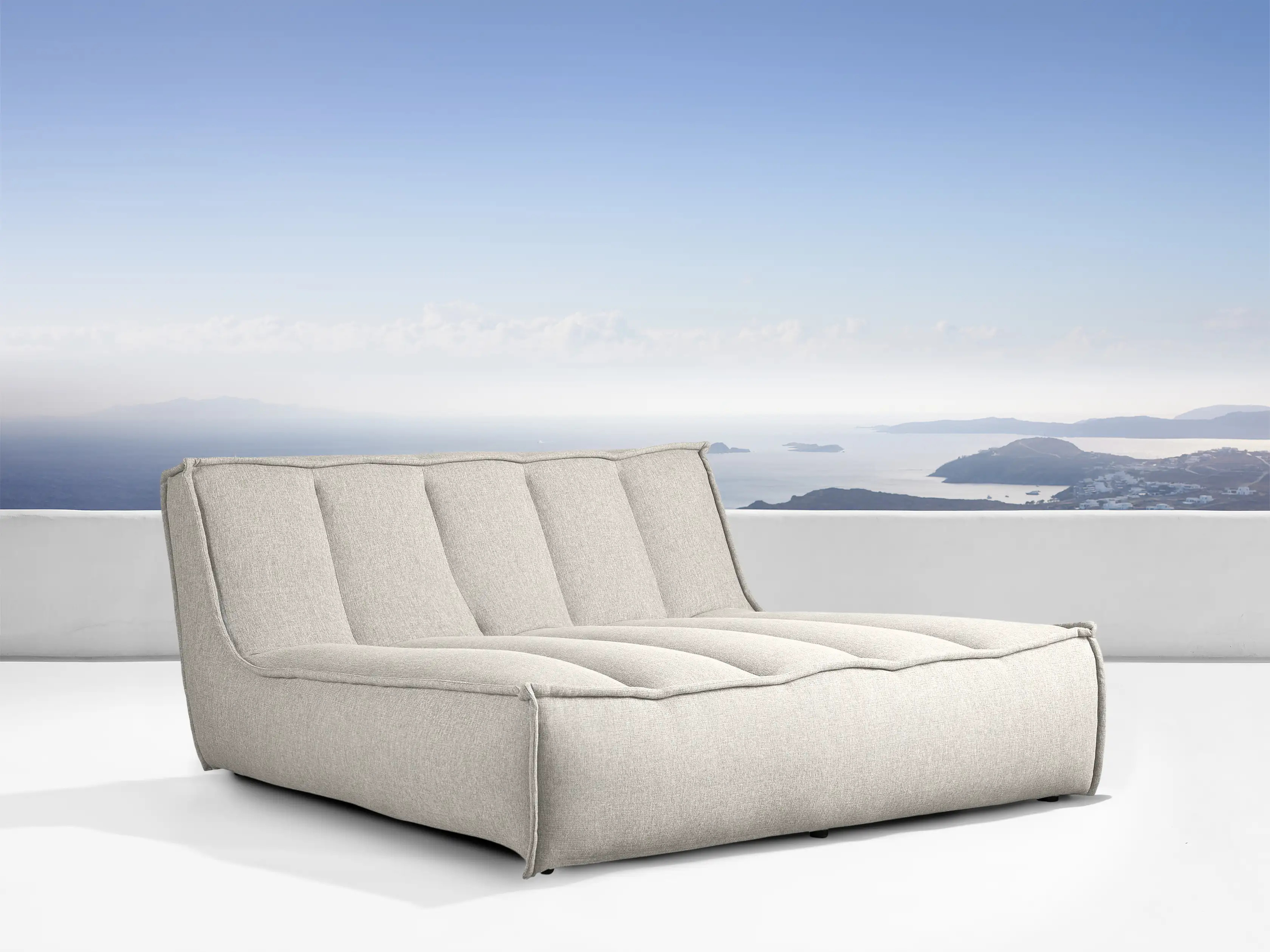 Porto Outdoor Double Chaise | Arhaus