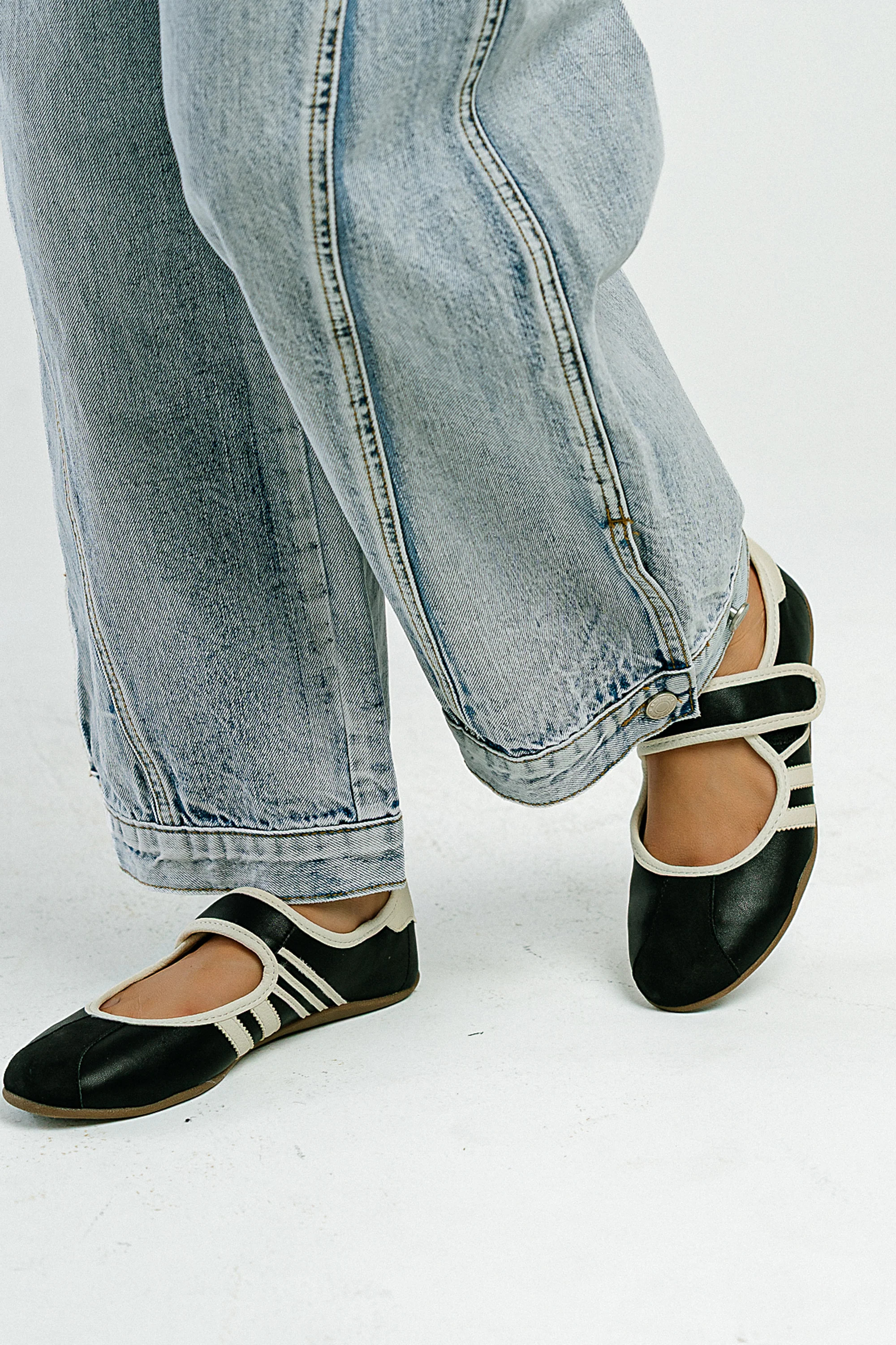 Peyton Ballet Sneaker in Black - 8 / Black | Böhme US