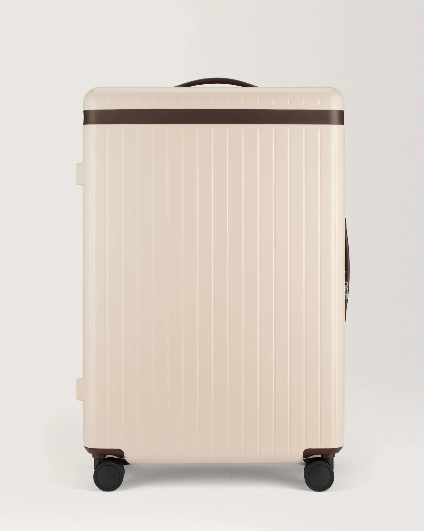 The Large Check-in | Carl Friedrik