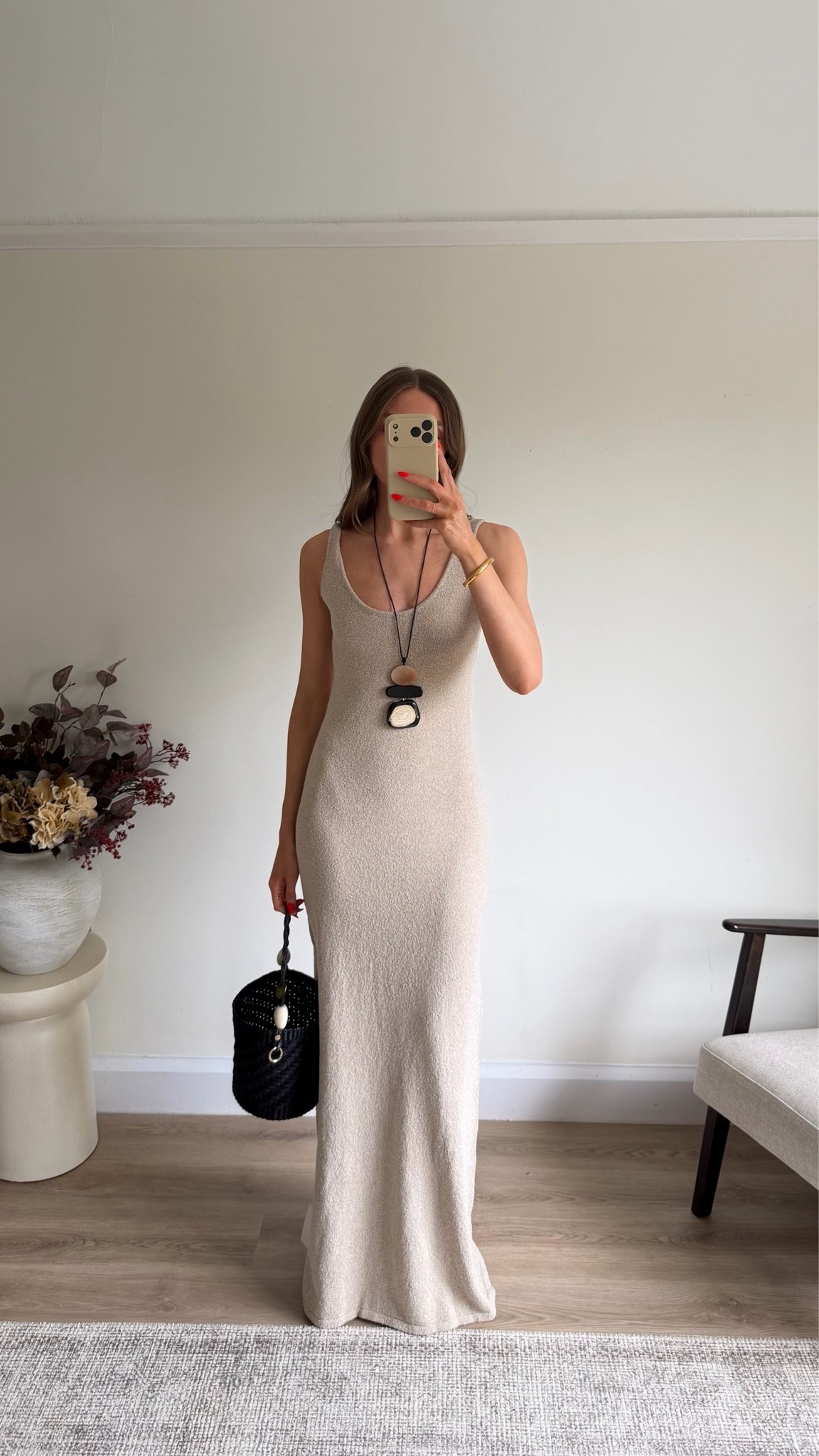 Wearing an XS in the pretty lavish dress
I’m 5ft 6 - 25% off, code: HEATWAVE 
I’m wearing a low heel here, it is a long dress

#LTKsummer #LTKuk