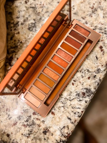 My go-to eyeshadow during the fall. This urban decay palette has such warm, fun colors. My favorite combo is: scorched, ember, Lumbre, and ounce. 

Naked eyeshadow, urban decay, fall eyeshadow, warm colors, beauty, favorite, must have, makeup, makeup bag

#LTKGiftGuide #LTKbeauty #LTKunder100