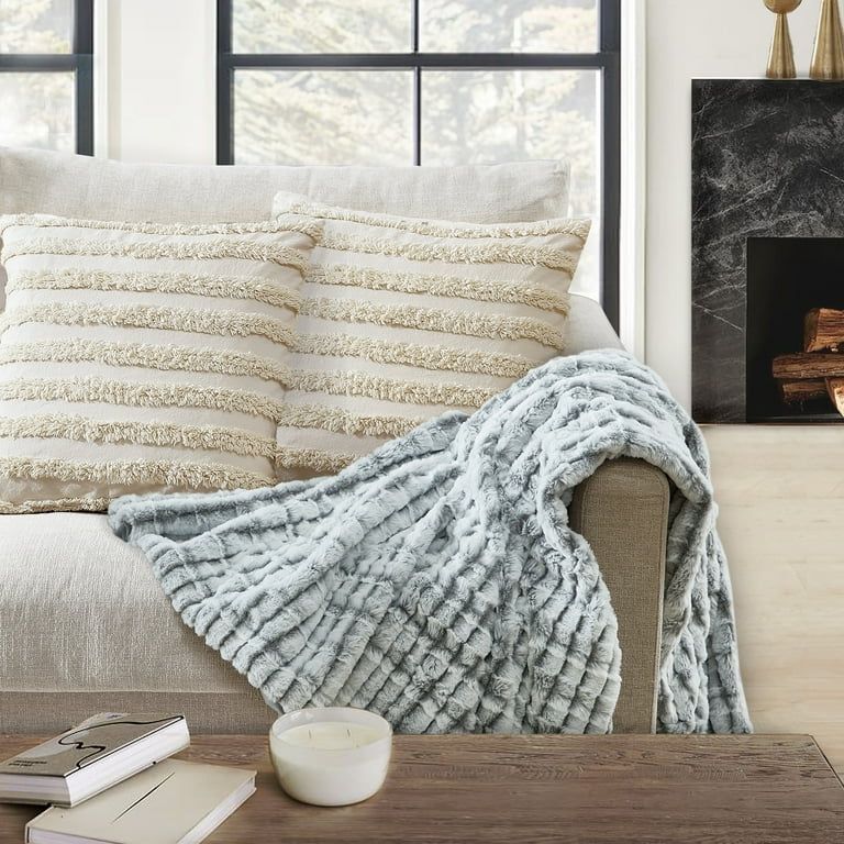 Better Homes & Gardens Faux Fur Throw Blanket, Grey Dip Dye, Standard Throw - Walmart.com | Walmart (US)