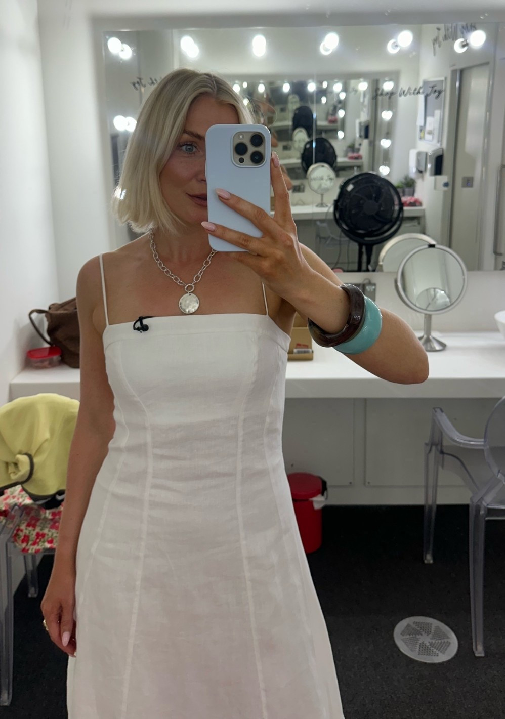 White linen dress

#LTKootd #LTKgrwm