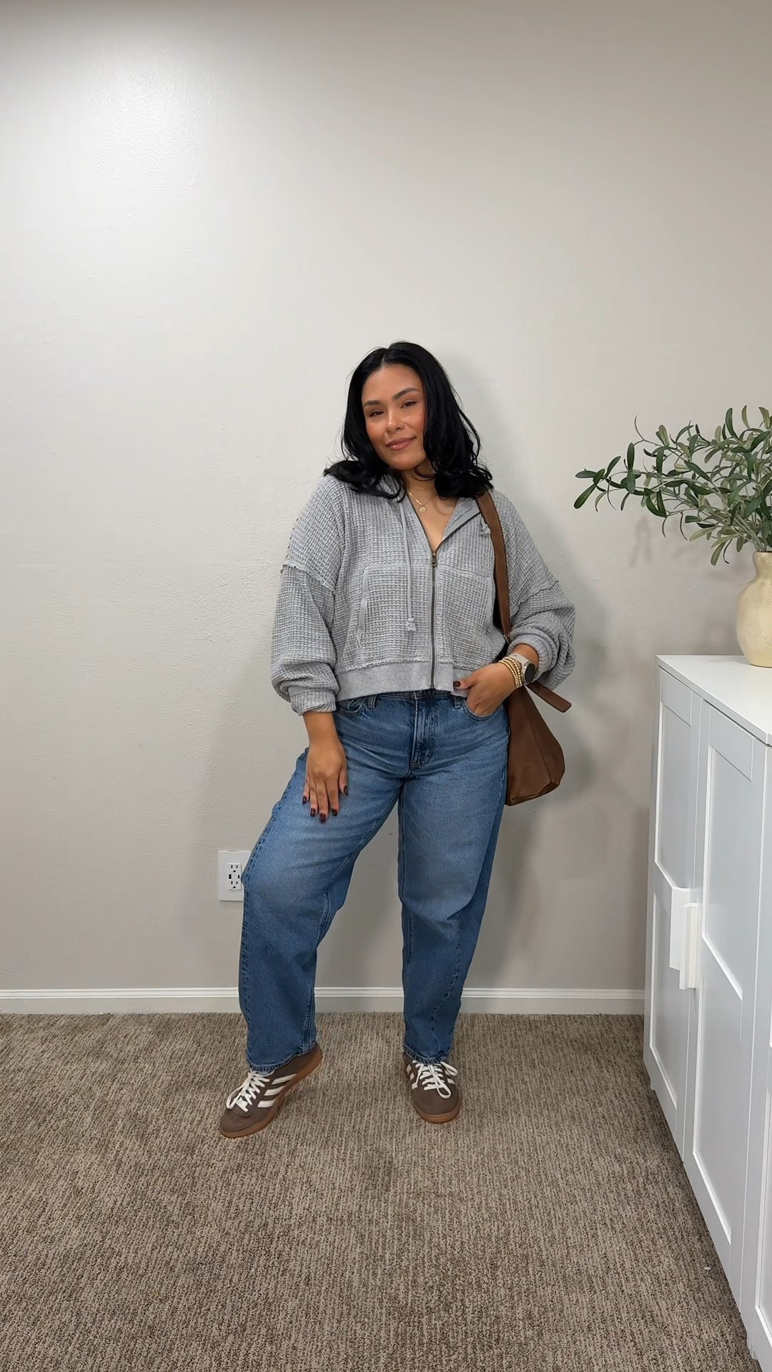 Realistic Sahm ootd! 
Linked a similar purse as mine is old from target 🫶🏼

#LTKFindsUnder100 #LTKShoeCrush #LTKMidsize