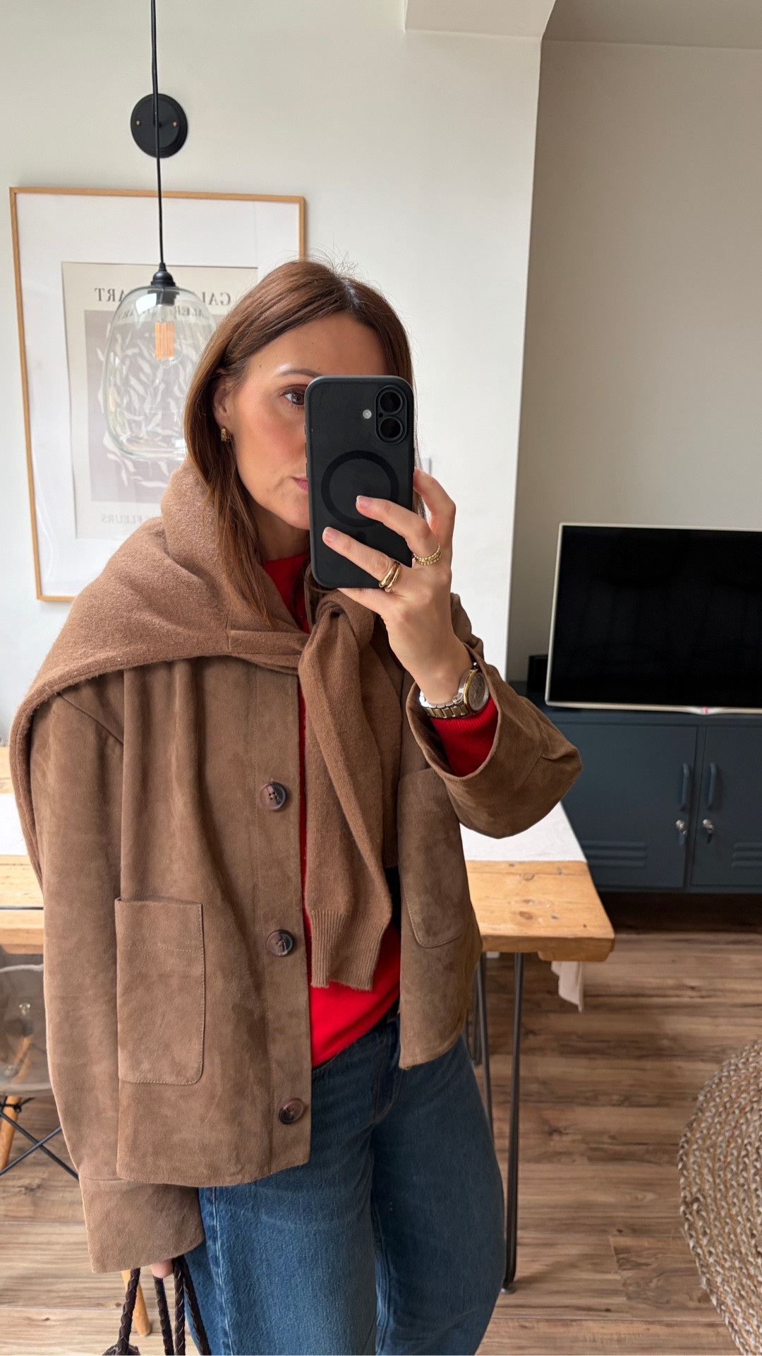 Suede and a pop of red 

Suede jacket, wide leg jeans, pop of red, casual outfit, casual style, style over 40, style over 30, spring outfit ideas 

#LTKspring #LTKuk