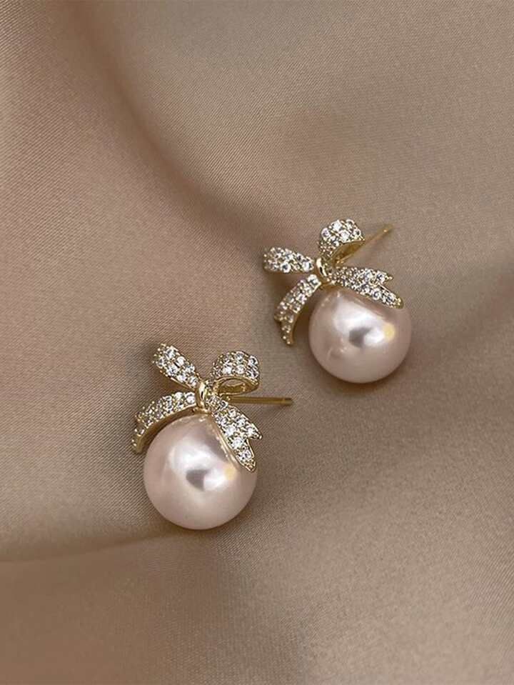 Rhinestone Bow & Faux Pearl Design Stud Earrings | SHEIN