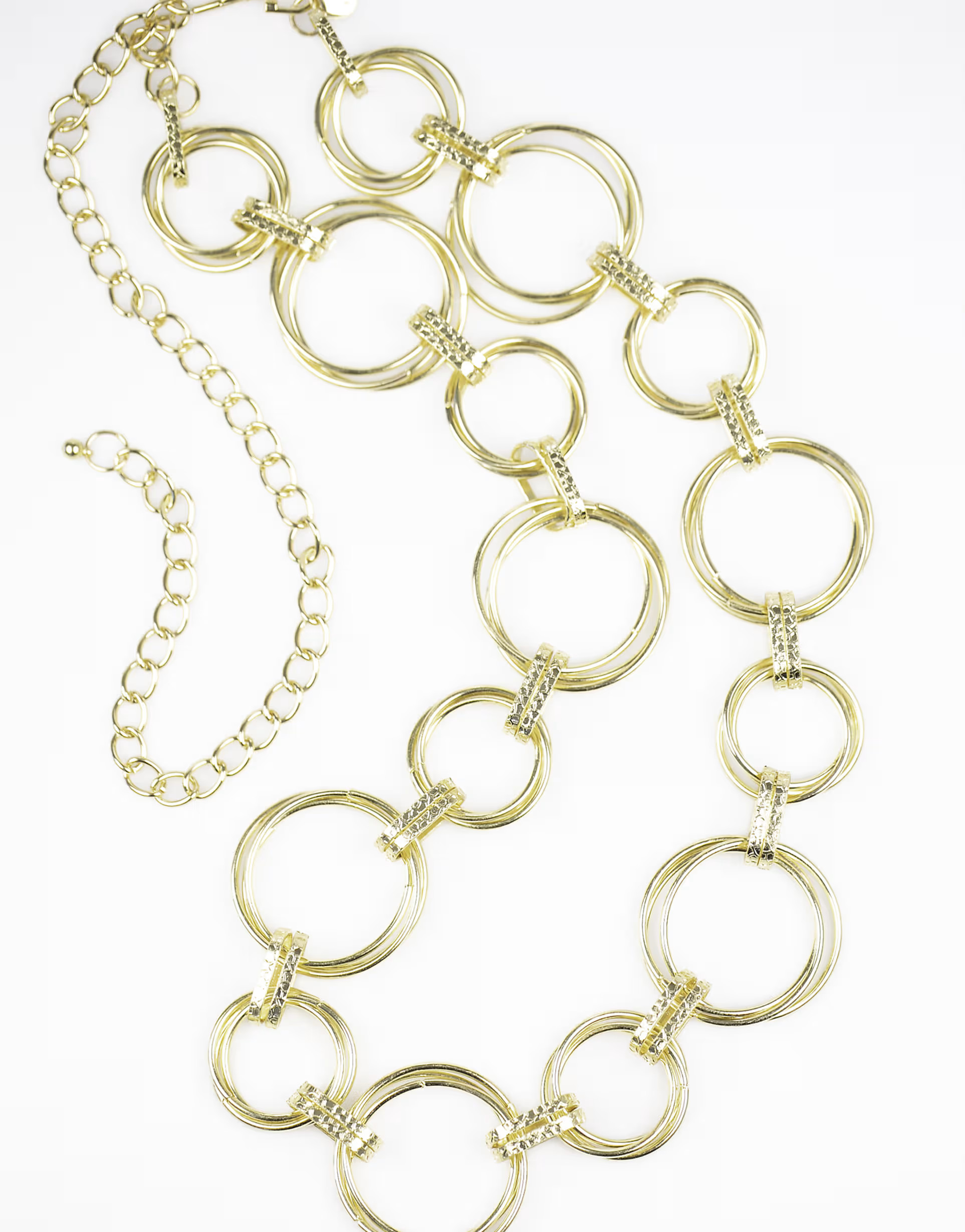 Lovisa Large gold mixed circle link belt in gold | ASOS | ASOS (Global)