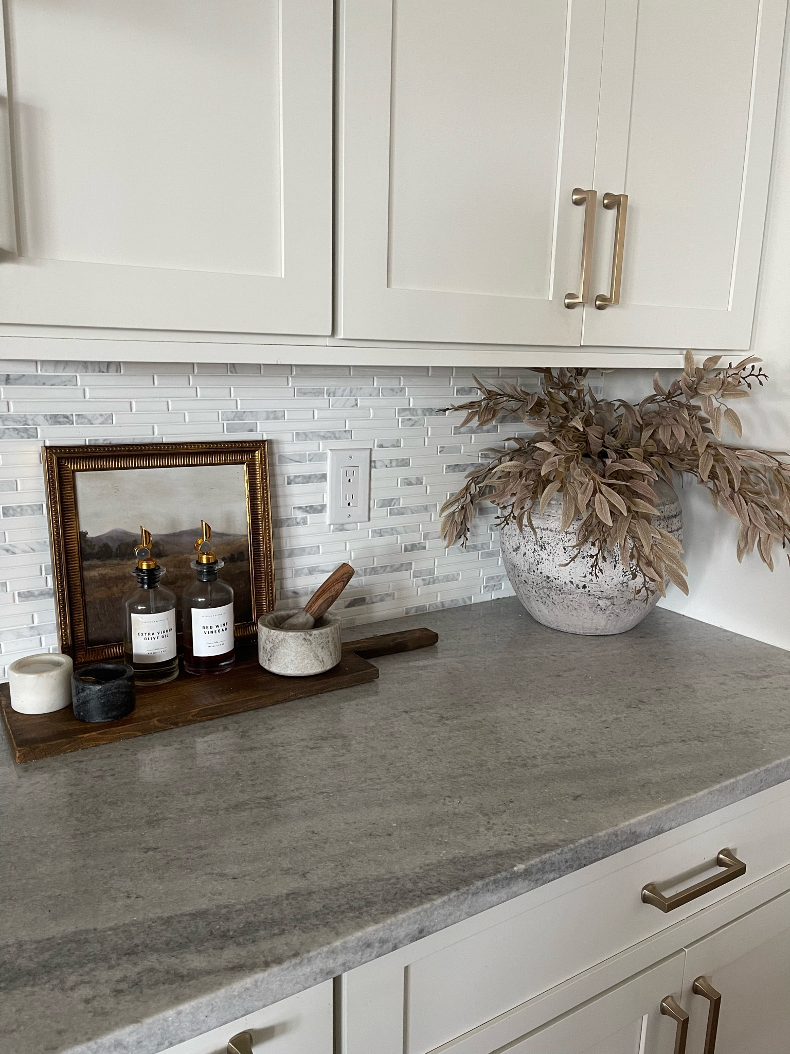 Countertop Decor
Fall decor, faux stems, fall art, accessories, budget friendly, neutral decor, transitional decor, home decor, Amazon favorites, Target finds, #amazonhome #targetfinds

#LTKFind #LTKSeasonal #LTKhome