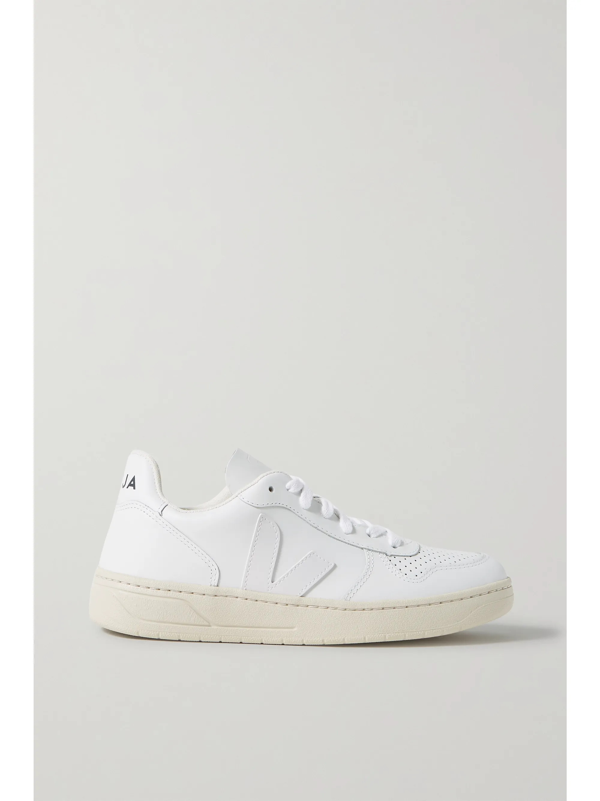 White + NET SUSTAIN V-10 leather sneakers | Veja | NET-A-PORTER | NET-A-PORTER (US)