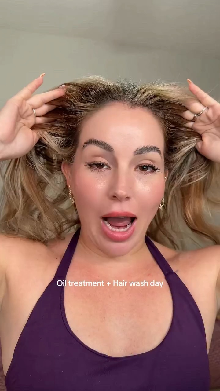 Today is a GOOD hair day 💁🏼‍♀️

#oiltreatment #hairtips #hair #hairroutine #minivlog