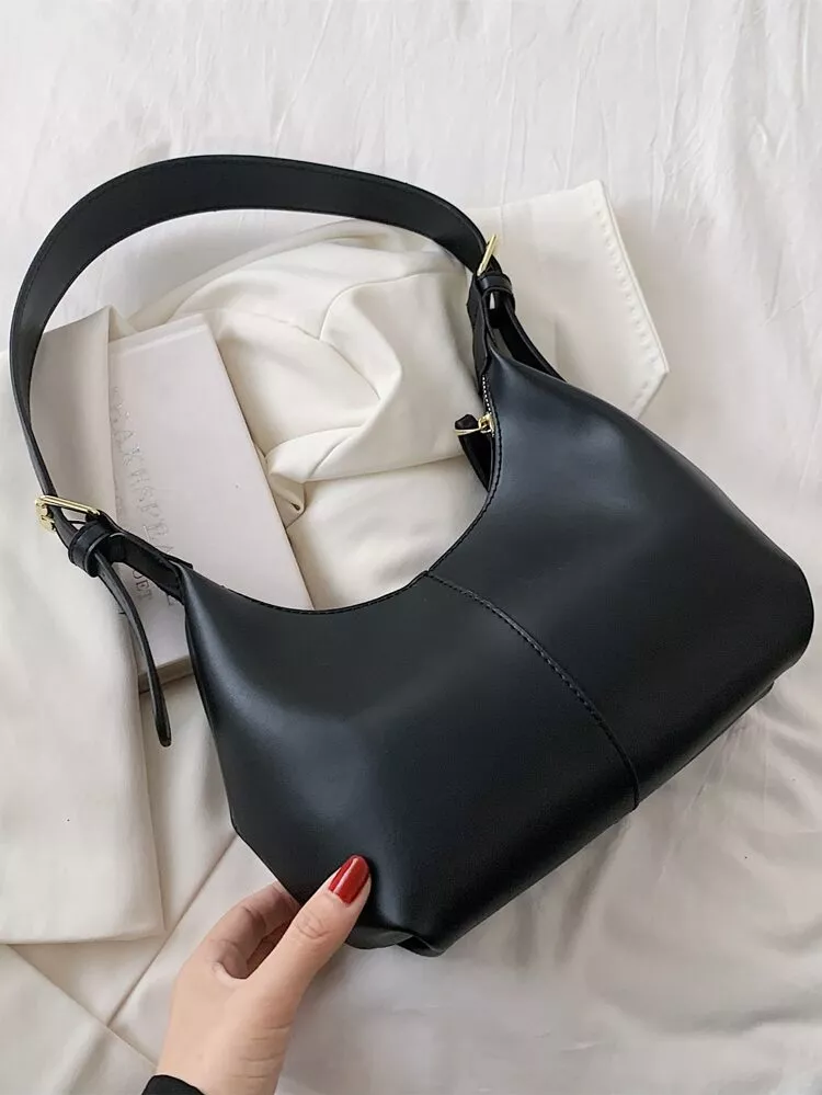 Minimalist Large Capacity Shoulder Bag