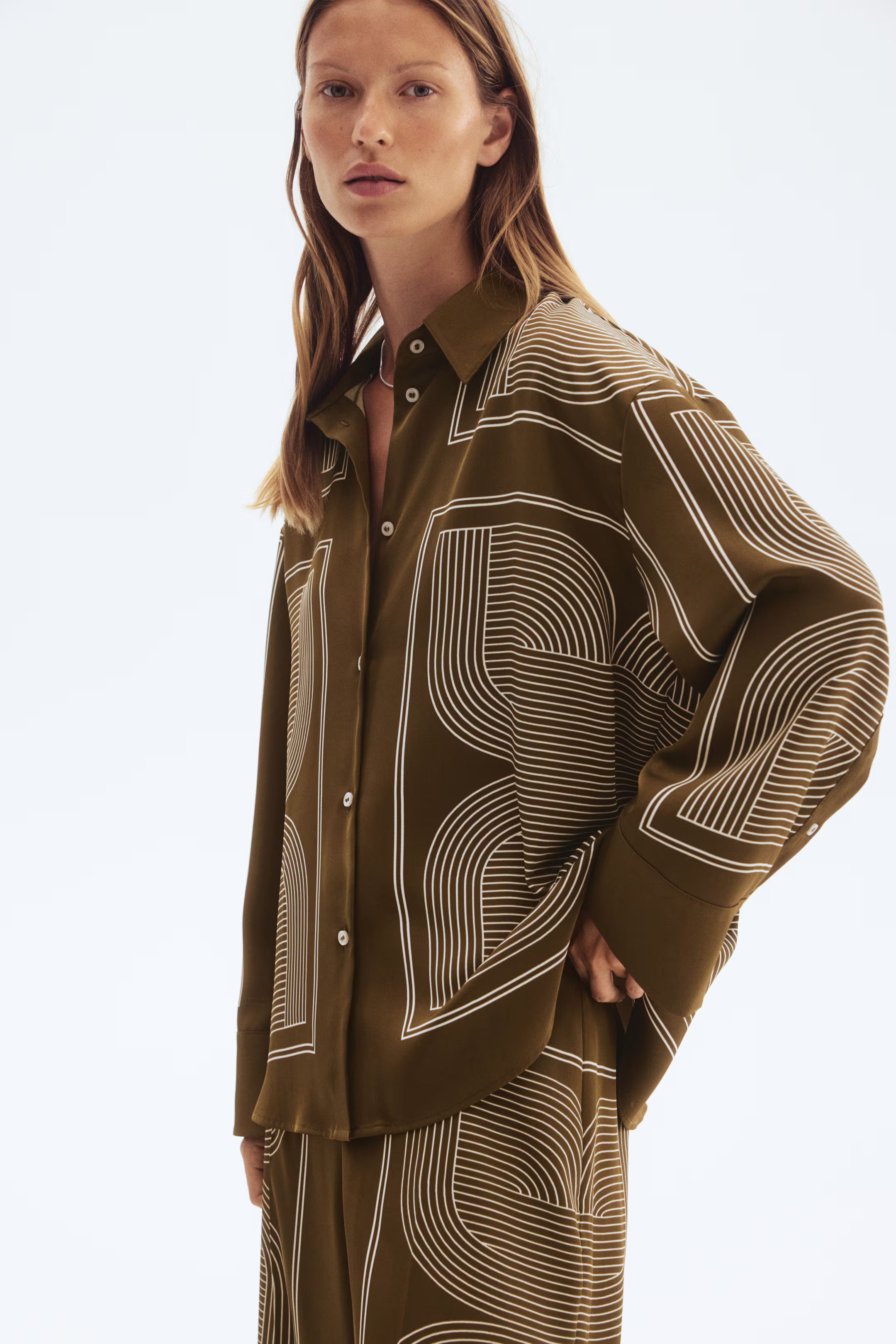 Oversized Twill Shirt - Dark khaki green/patterned - Ladies | H&M CA | H&M (US + CA)