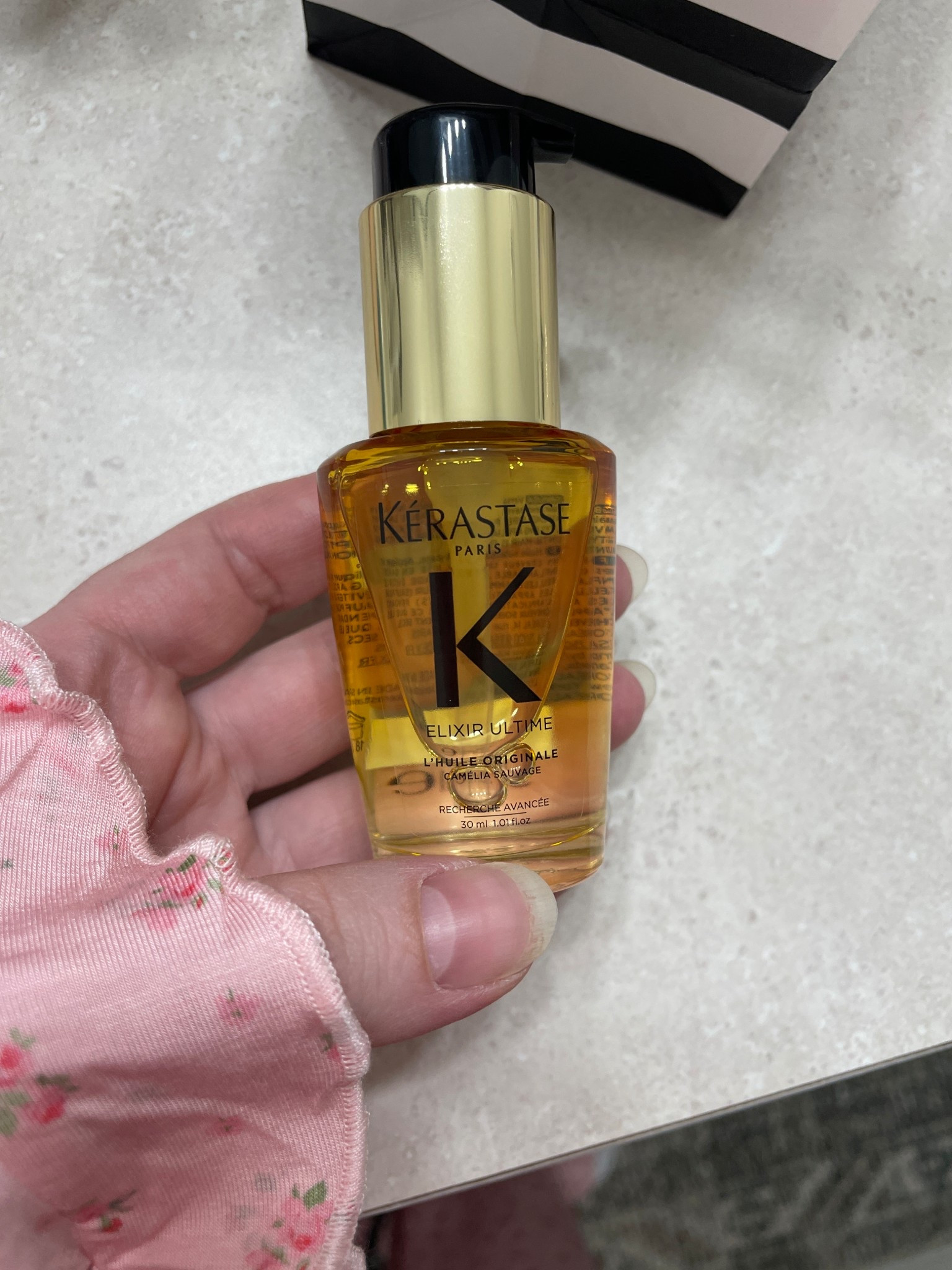 This hair oil 👏🏼👏🏼👏🏼
@Sephora 


#LTKBeauty #LTKgrwm