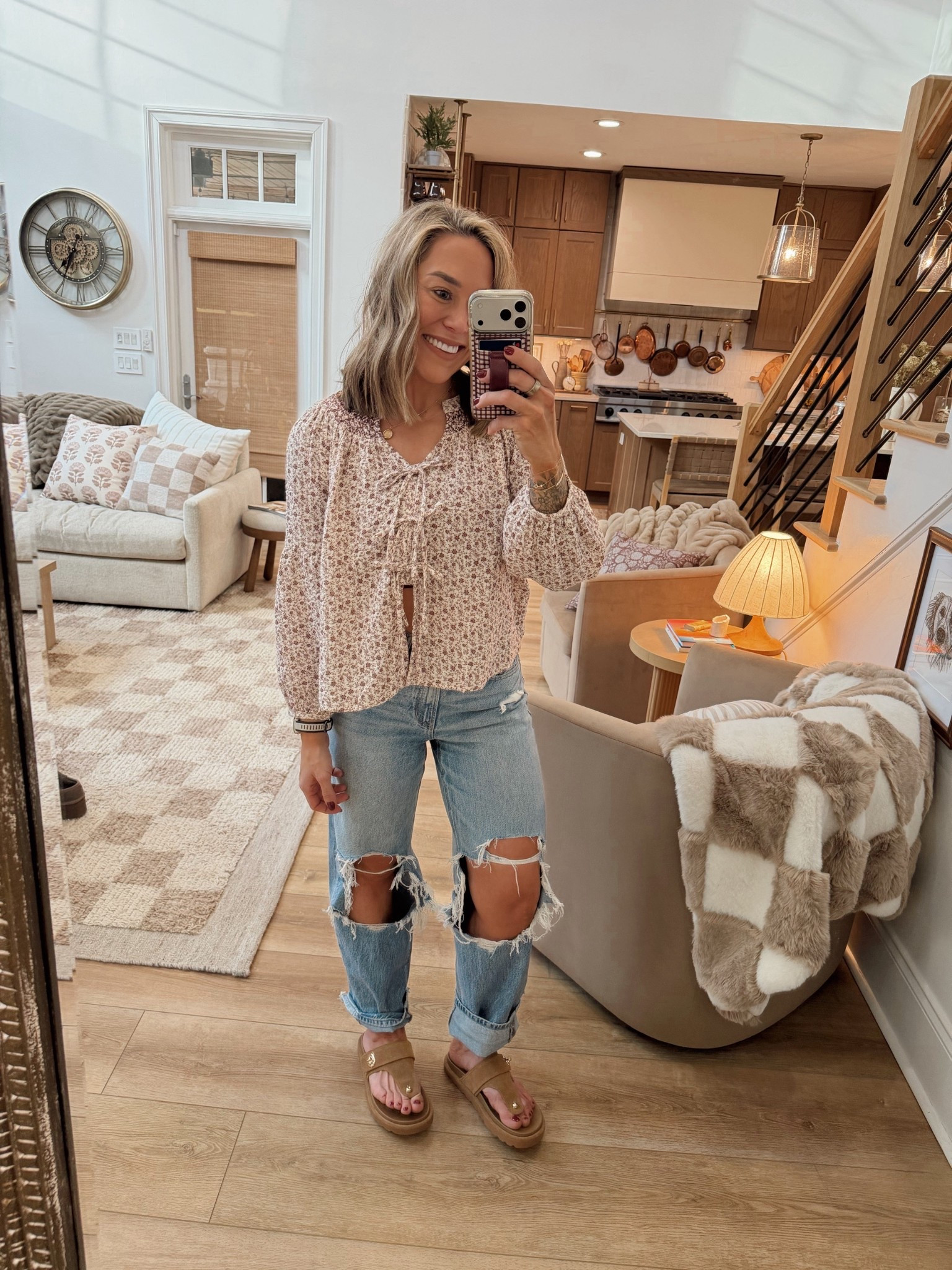 This TOP😍✨ truly so stunning! Very lightweight & perfect for Spring! In the S💐 jeans are old from AE & I size up a half size in the sandals! 

Ootd / spring fit / cute / target finds / Holley Gabrielle 

#LTKootd #LTKValentine #LTKSeasonal