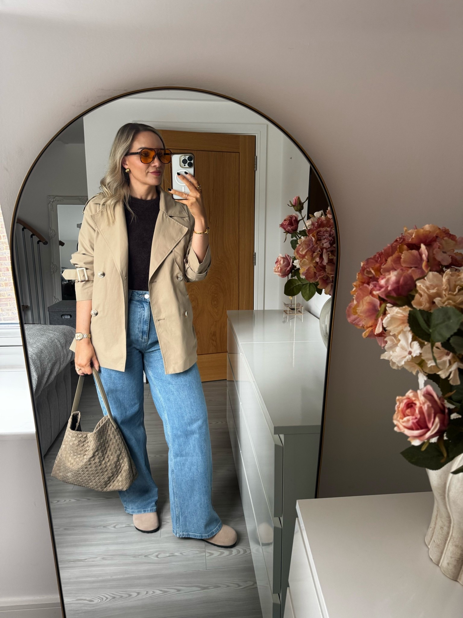 A comfy casual outfit idea 🫶🏼

#LTKbag #LTKspring #LTKjeans