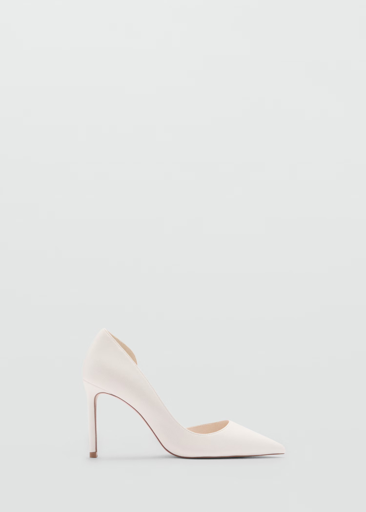 Asymmetrical heeled shoesCurrent price [£ 45.99]£ 45.99Select a colourWhite | MANGO (UK)
