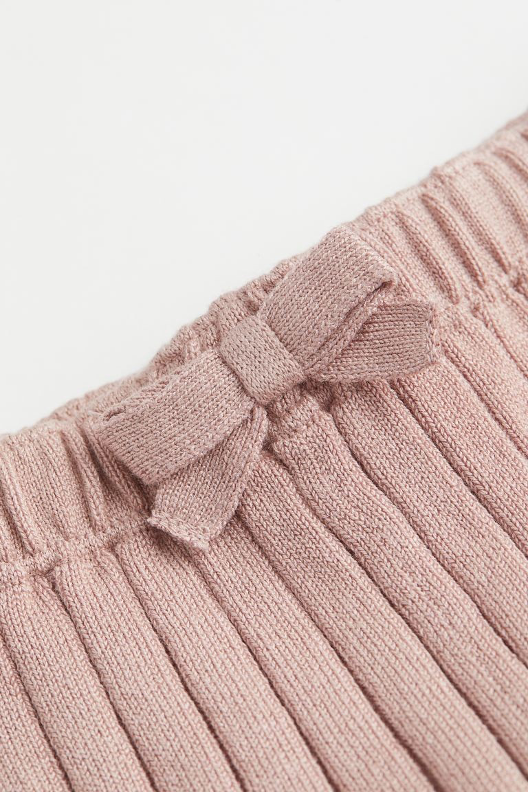 2-piece set with a strappy top and shorts | H&M (UK, MY, IN, SG, PH, TW, HK)