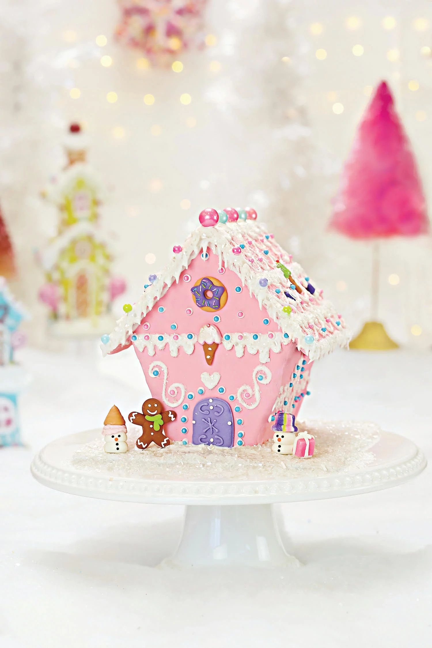 Bakery Bling Christmas Candy Cottage  Gingerbread House, 26.3oz - Walmart.com | Walmart (US)