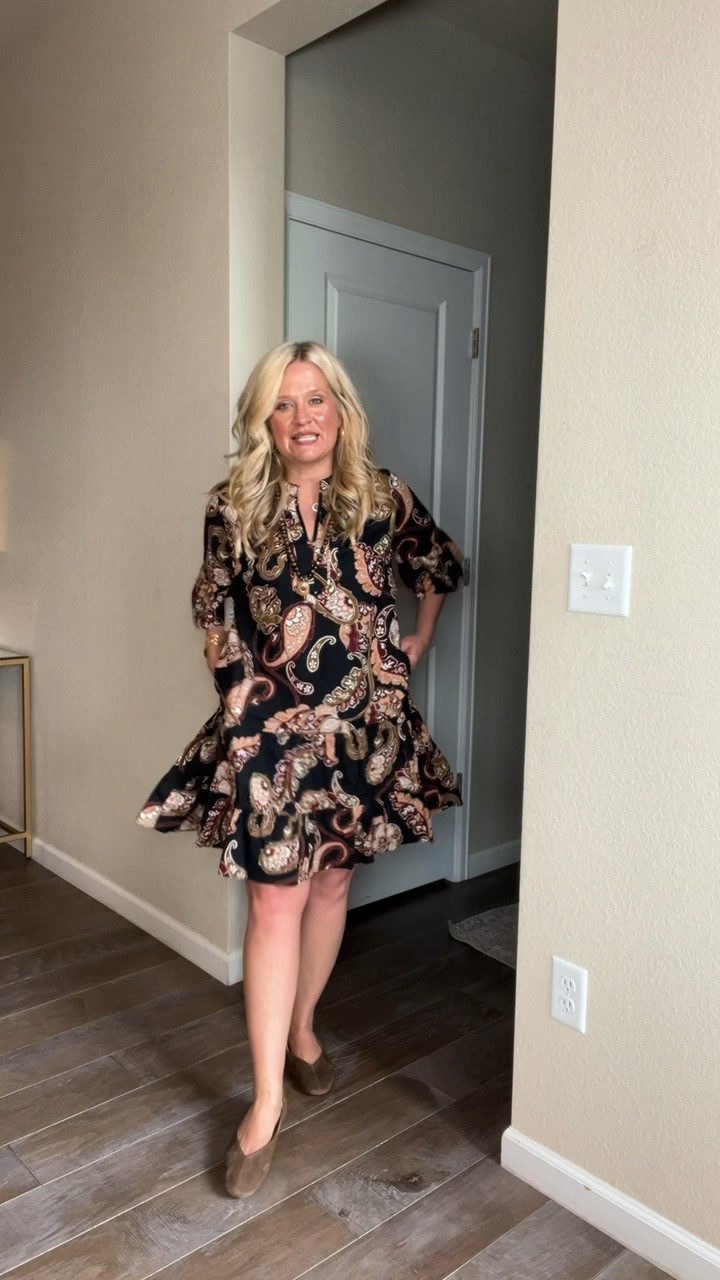 ✨Tap the bell, save and ❤️ start here over 40 fashion, midlife style, midsize fashion and luxury looks for less.  

You know those days when you have plans… but absolutely no idea what to wear? 😂

This is the kind of dress I keep reaching for because it does all the work for me.

The V-neckline lifts the eye, the fabric skims instead of clinging, and the tiered shape gives it easy movement without feeling fussy.

Add flats, clogs, or boots and you’re done.

Easy. Comfortable. Cute. Exactly what I want right now.

⬇️Sizing information:
 Wearing large need medium (size down if in between sizes.) 

👑 Helping you look good, feel good.-Lindsey Denver   Check back daily for belly-friendly style, confidence, and Outfit Physics™.

#LTKOver40 #LTKMidsize #LTKPlusSize
