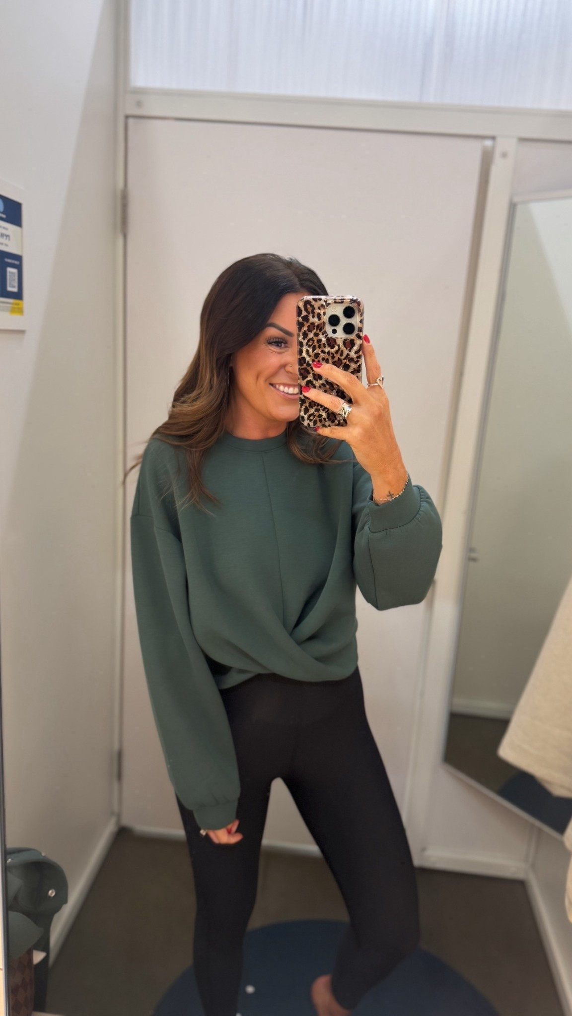 Wearing a small in the sweater and an XS in the leggings! 

#LTKgrwm #LTKootd #LTKSeasonal