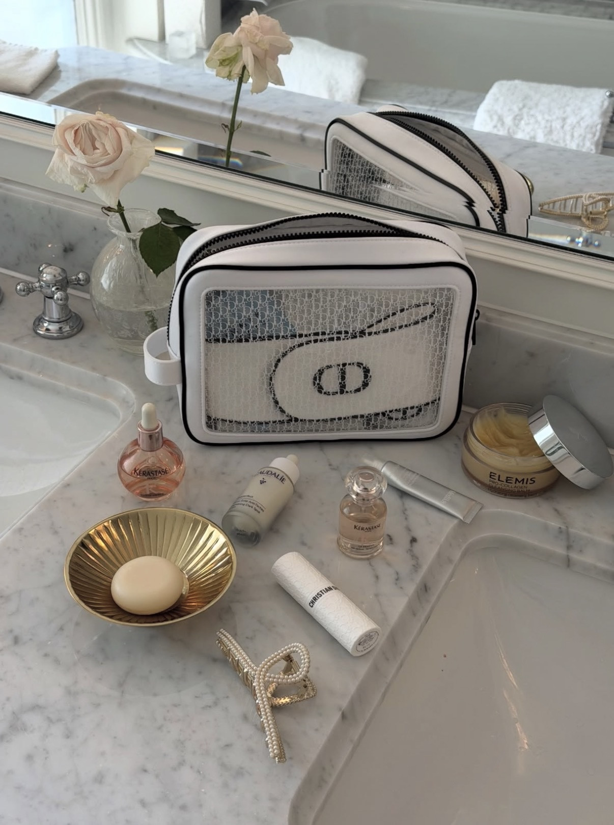 Girl things ✨ beauty faves, skincare, makeup and haircare faves

#LTKbeauty #LTKluxury