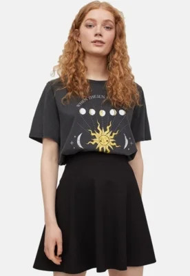 Saia Curta Diluxo Feminina Rodada Godê | Dafiti (BR)