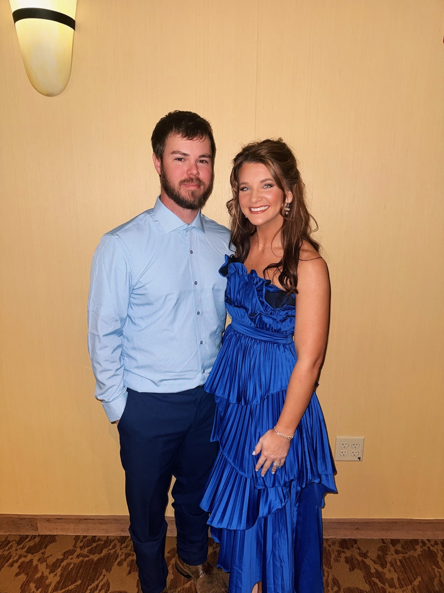 A moment for the dress ✨💙

size 0 for reference 

#LTKWedding #LTKU #LTKootd