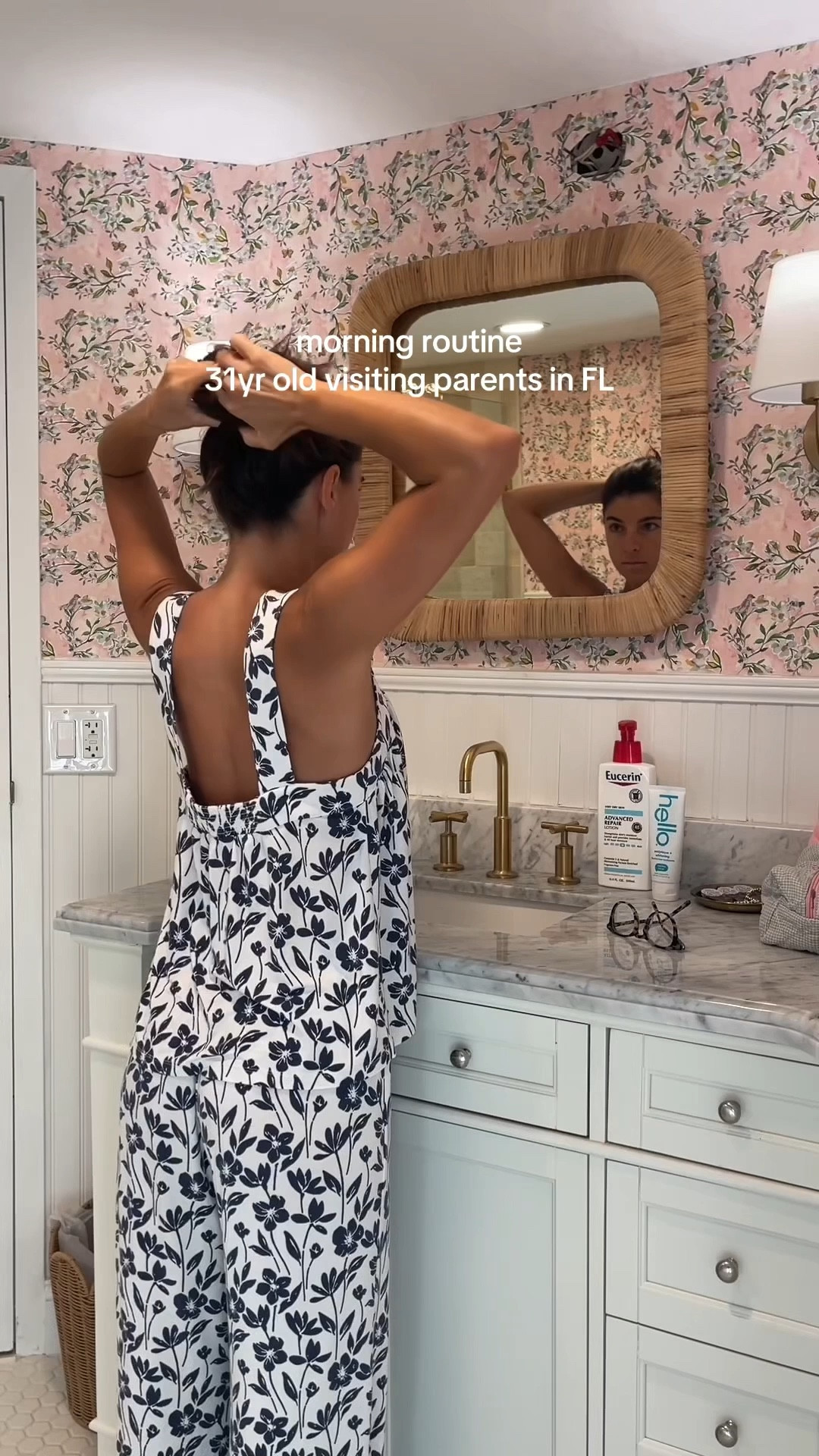 wearing xs in pajamas + active set 

#LTKPetite #LTKFindsUnder50 #LTKWatchNow