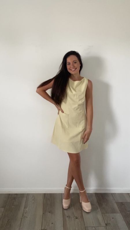 Buttery yellow vintage style dress with pockets 

#LTKparties #LTKstyletip #LTKworkwear