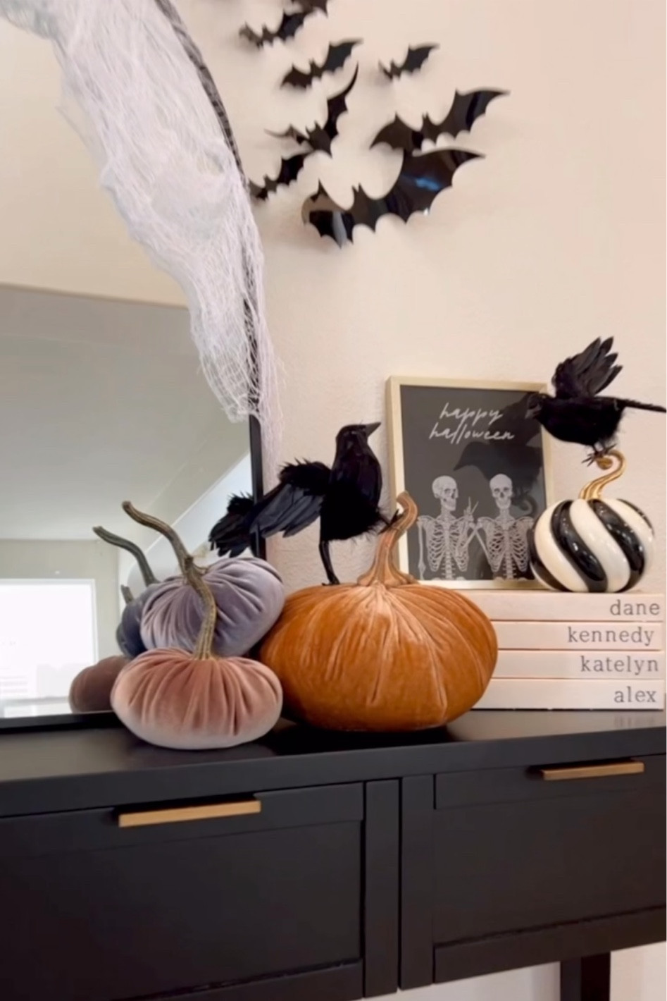 Halloween decor for Entryway 🖤 

#LTKHalloween #LTKGiftGuide #LTKhome