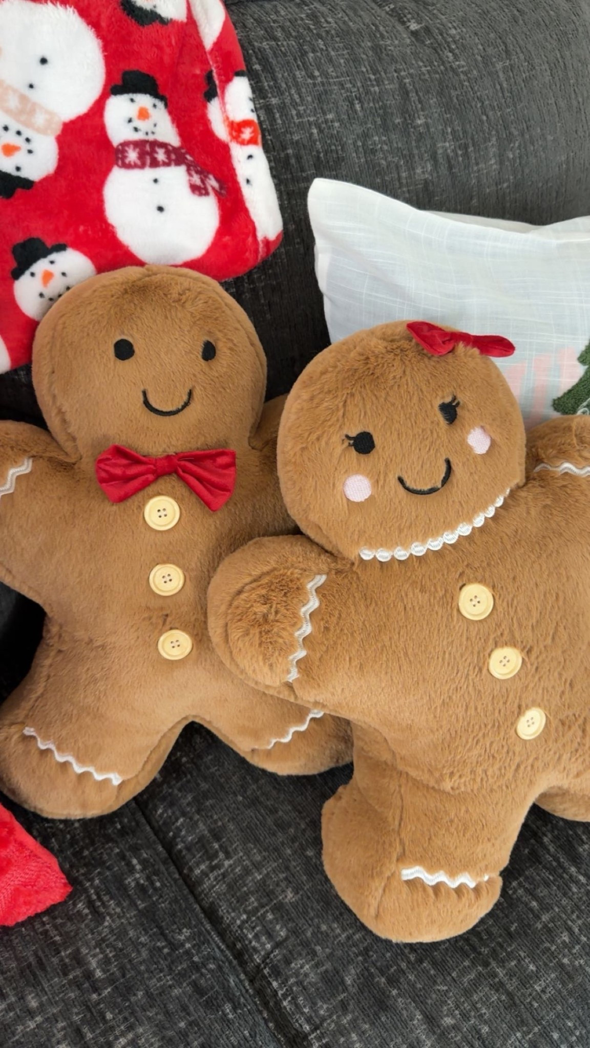 Gingerbread Decor! 

#LTKSeasonal #LTKHoliday #LTKHome