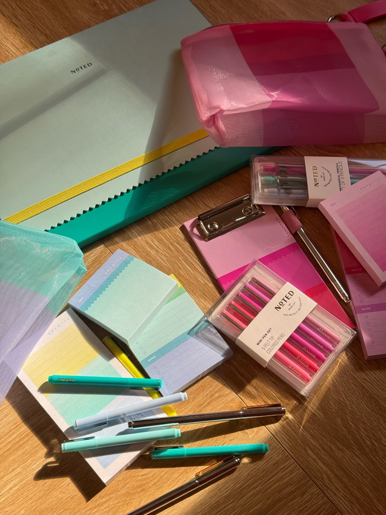 #ad Loveeeee the new Noted by Post-it — sold exclusively at Target for a limited time! SO CUTE! Run to grab yours before they’re gone 🏃🏽‍♀️💨🛼🤸🏻✨ #TargetPartner #notedbypostit @postit @target https://on.ltk.com/+uUbbpXhabFl4-ovRMrQ07Q