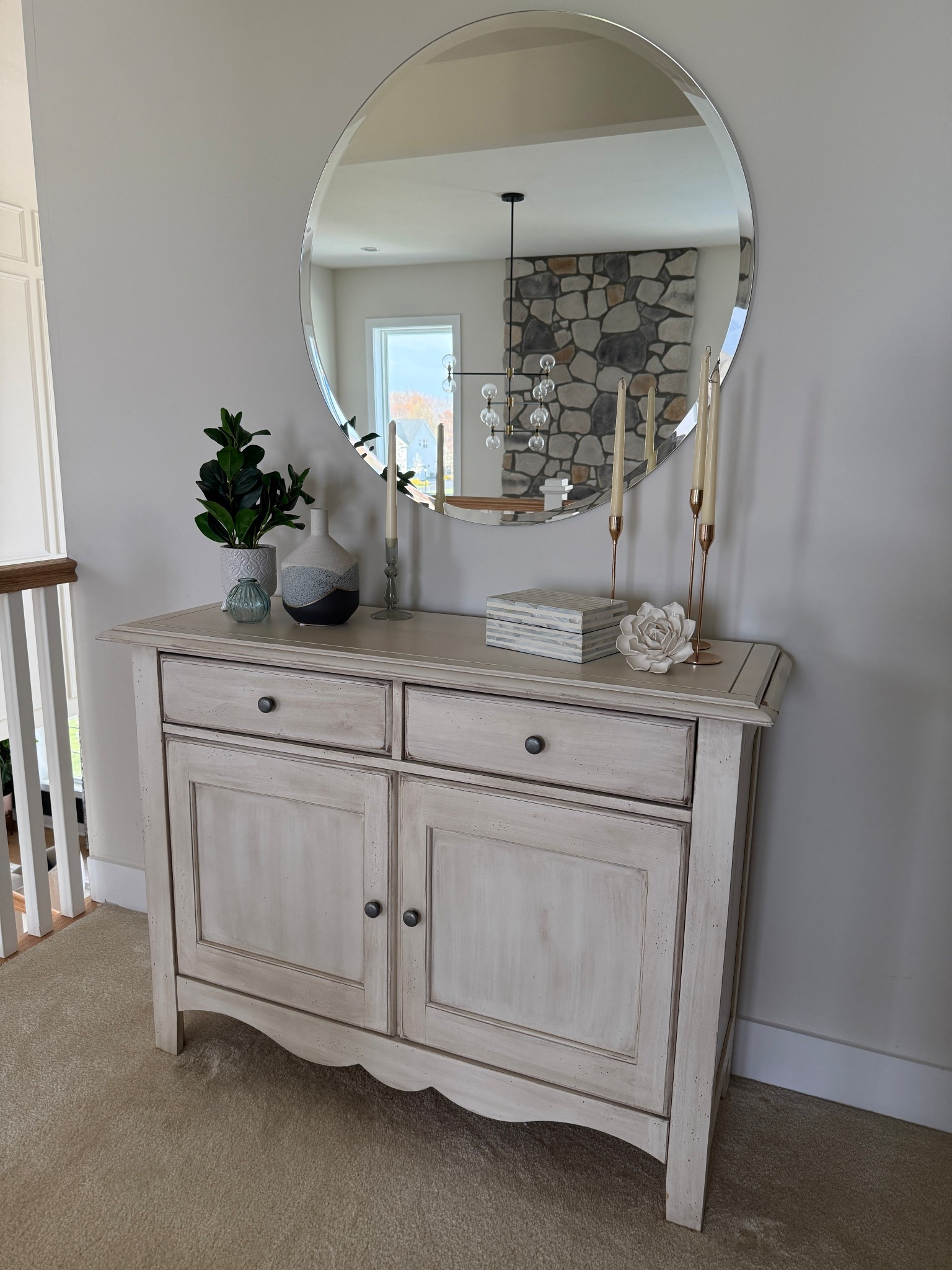 Did you know we offer in-person styling services? We start with either an in-person or video consultation to learn about the spaces you’d like help finishing. Whether it’s as simple as adding a few accessories or layering in artwork, pillows, mirrors, and rugs, we specialize in the finishing touches that make a house feel like home.
For this project at Warrington House, we added the final layer of personality — thoughtful accessories that completed our client’s existing furniture and brought their space to life.