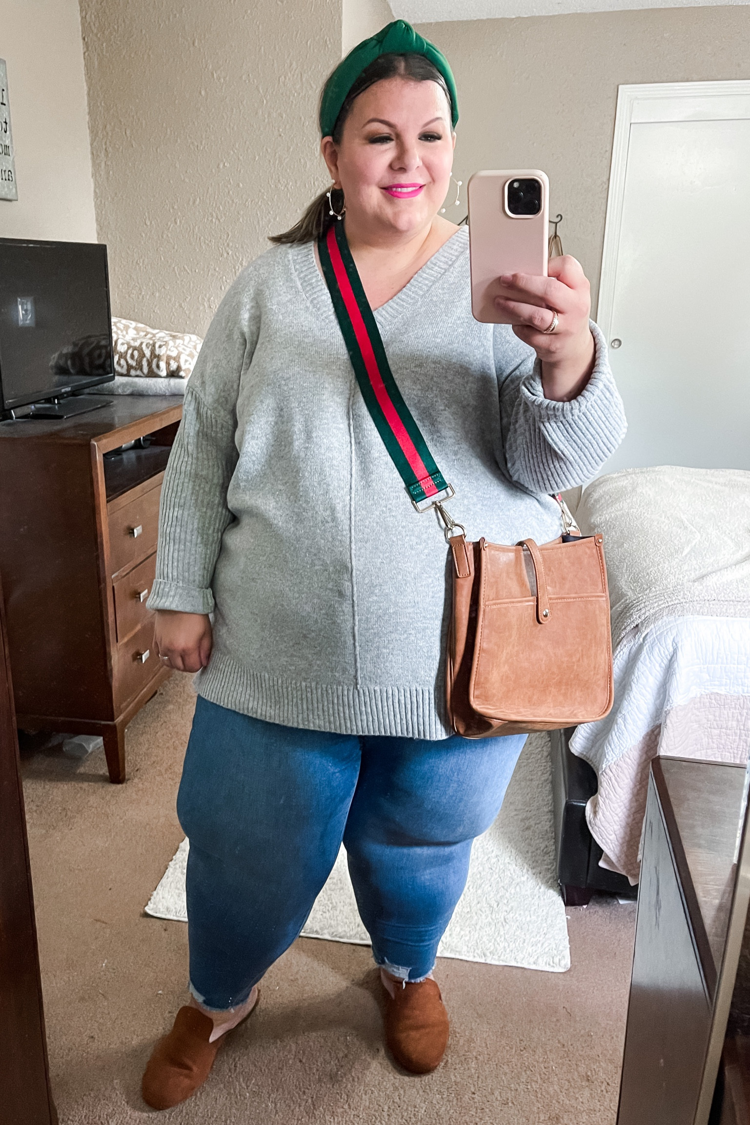 Plus size Walmart sweater - wearing 4X
Plus size fall outfit
Plus size casual outfit 
Sofia Vergara jeans 
Plus size friendly crossbody bag 

#LTKHoliday #LTKcurves #LTKunder50