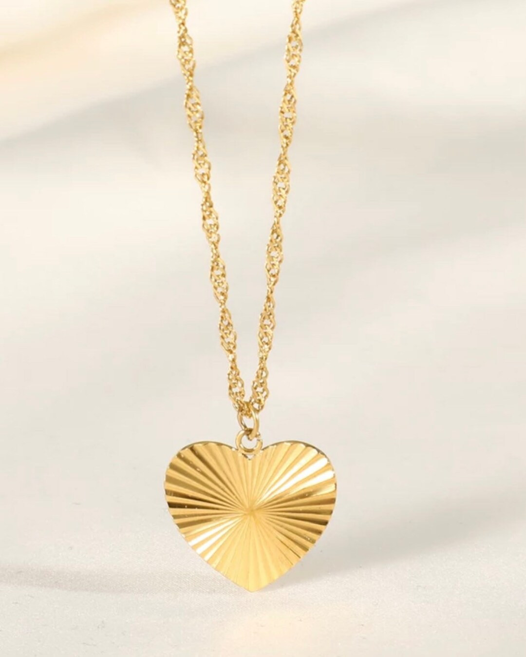 Sunburst 18k Gold Filled Necklace Heart Pendant Necklace - Etsy | Etsy (US)