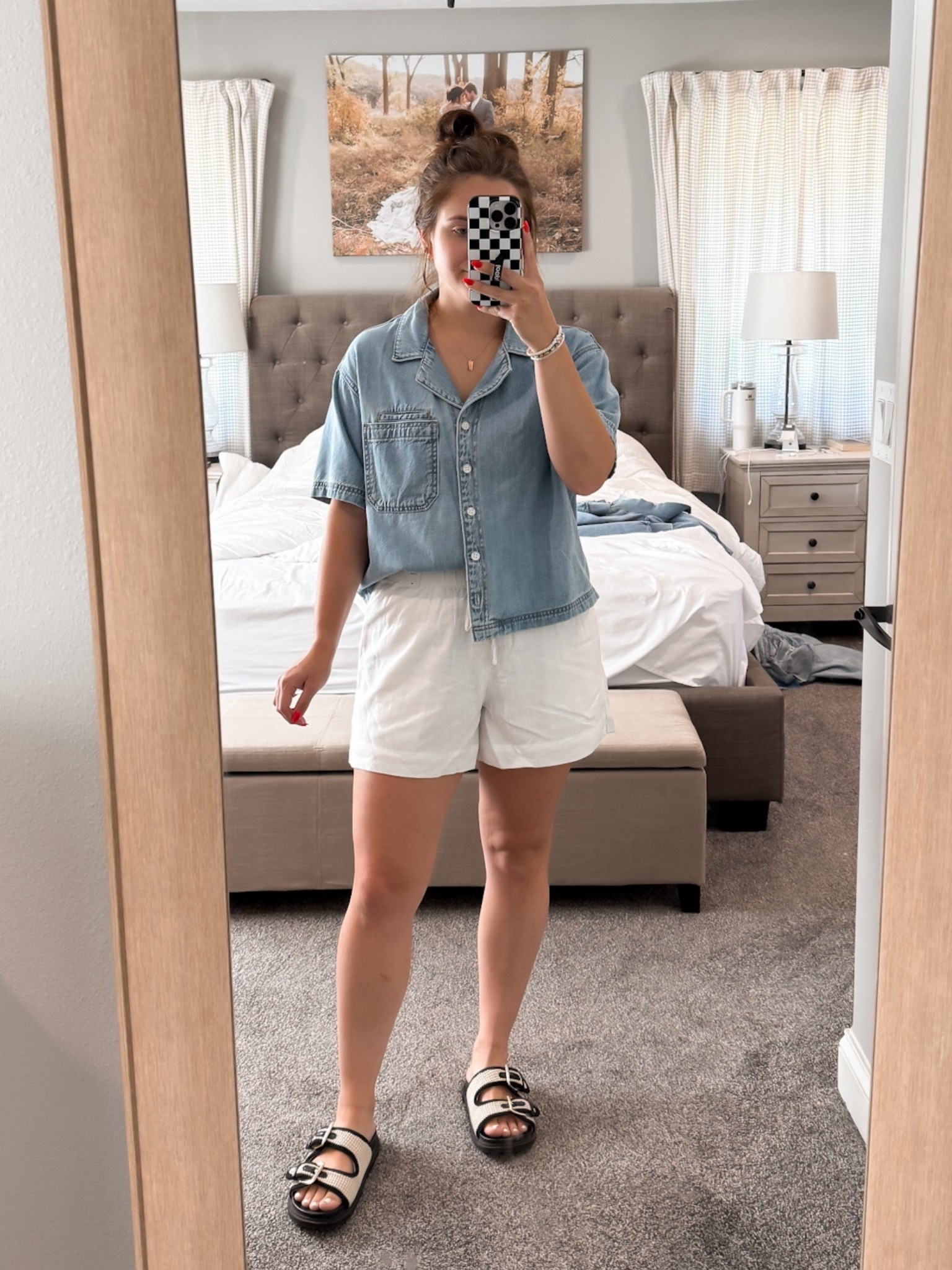 Another outfit styled with this denim top can you tell I’m obsessed 😆

#LTKShoeCrush #LTKFindsUnder50 #LTKStyleTip