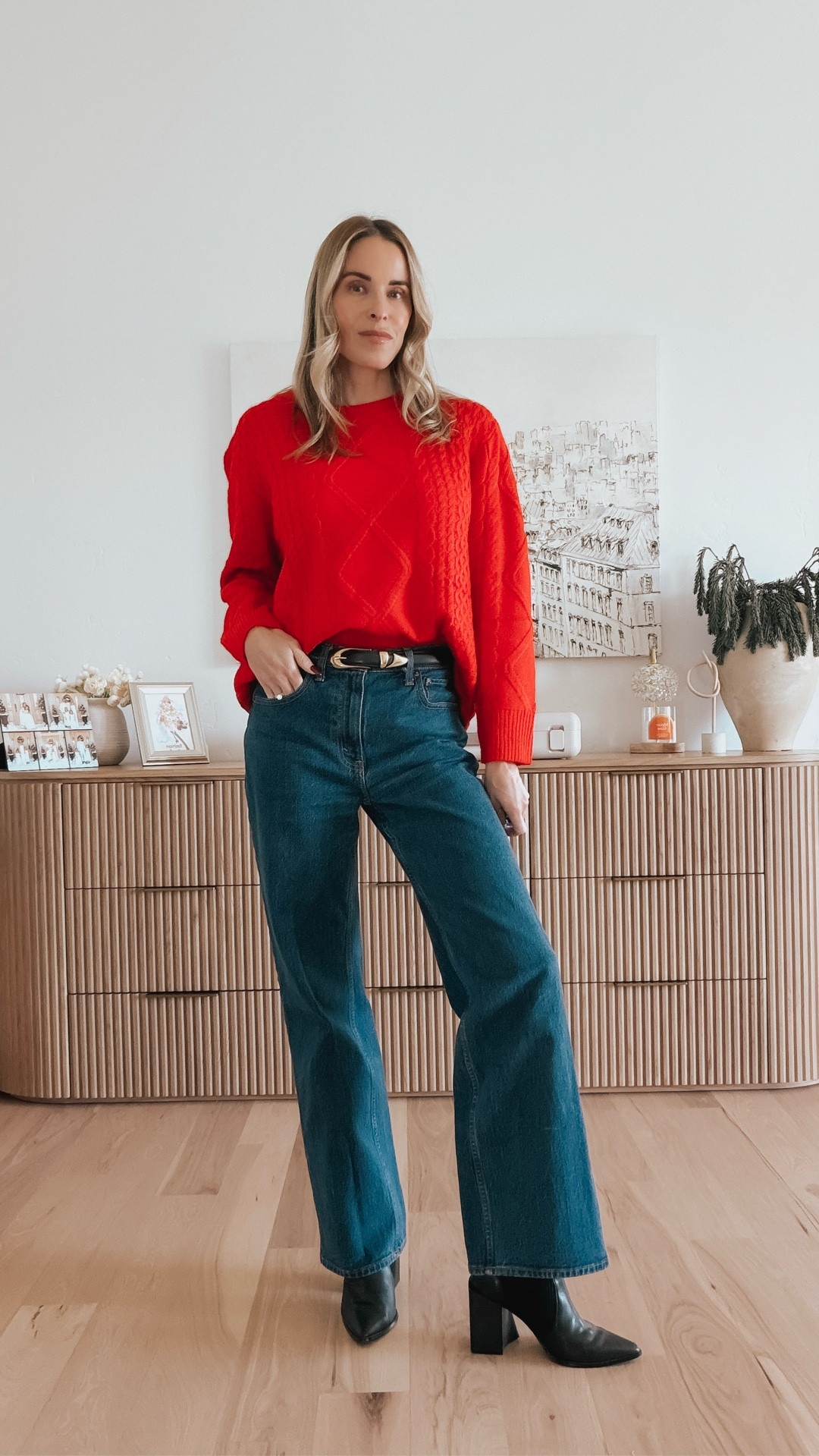 Obsessed with this red cable knit sweater. Perfect for the holidays!

#LTKHoliday #LTKootd