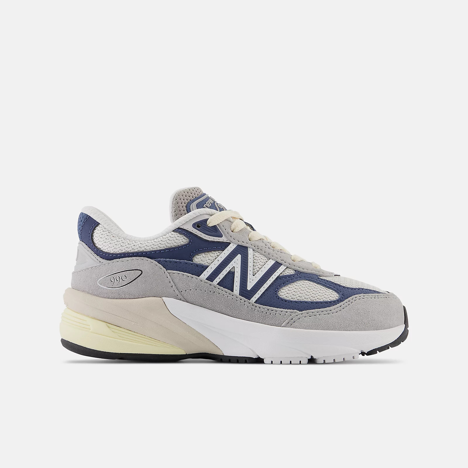 FuelCell 990v6 | New Balance Athletics, Inc.