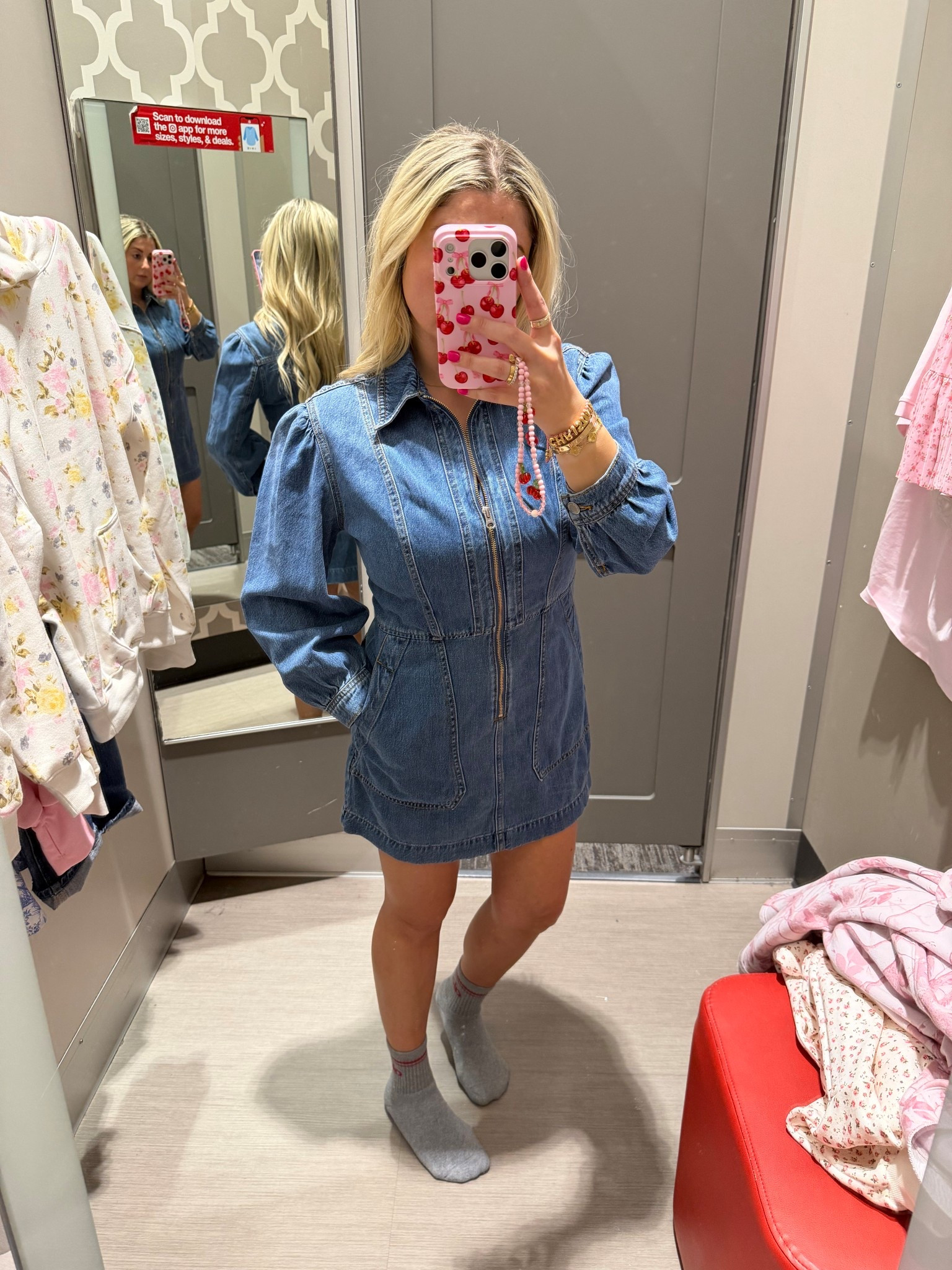 Cutest denim dress and so soft!!
Size small
Country concert
Rodeo outfit
Date night 

#LTKFindsUnder100 #LTKFindsUnder50 #LTKootd