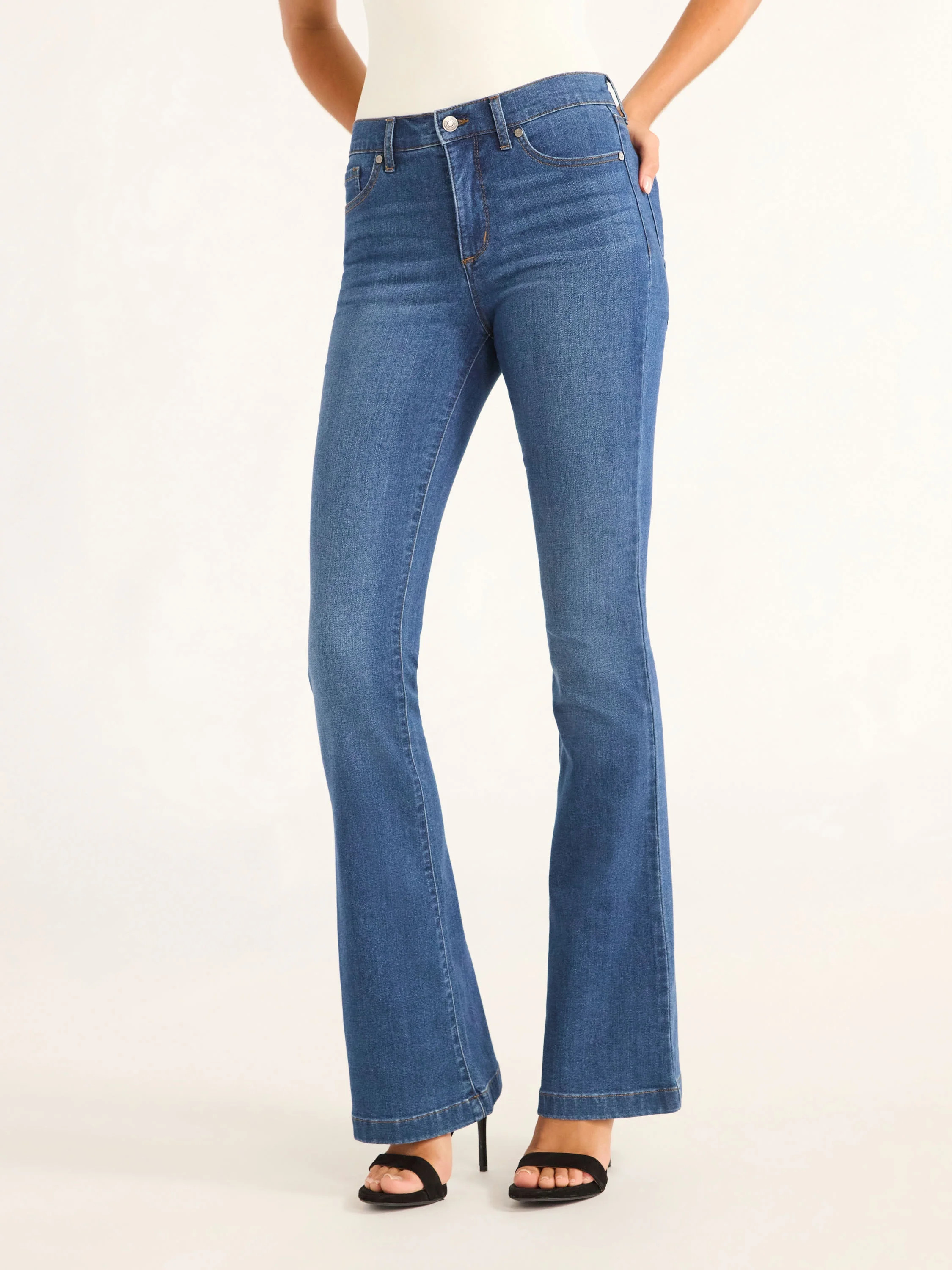 Sofia Jeans Women's Melisa Flare High Rise Jeans, 32.5" Inseam, Sizes 0-20 | Walmart (US)
