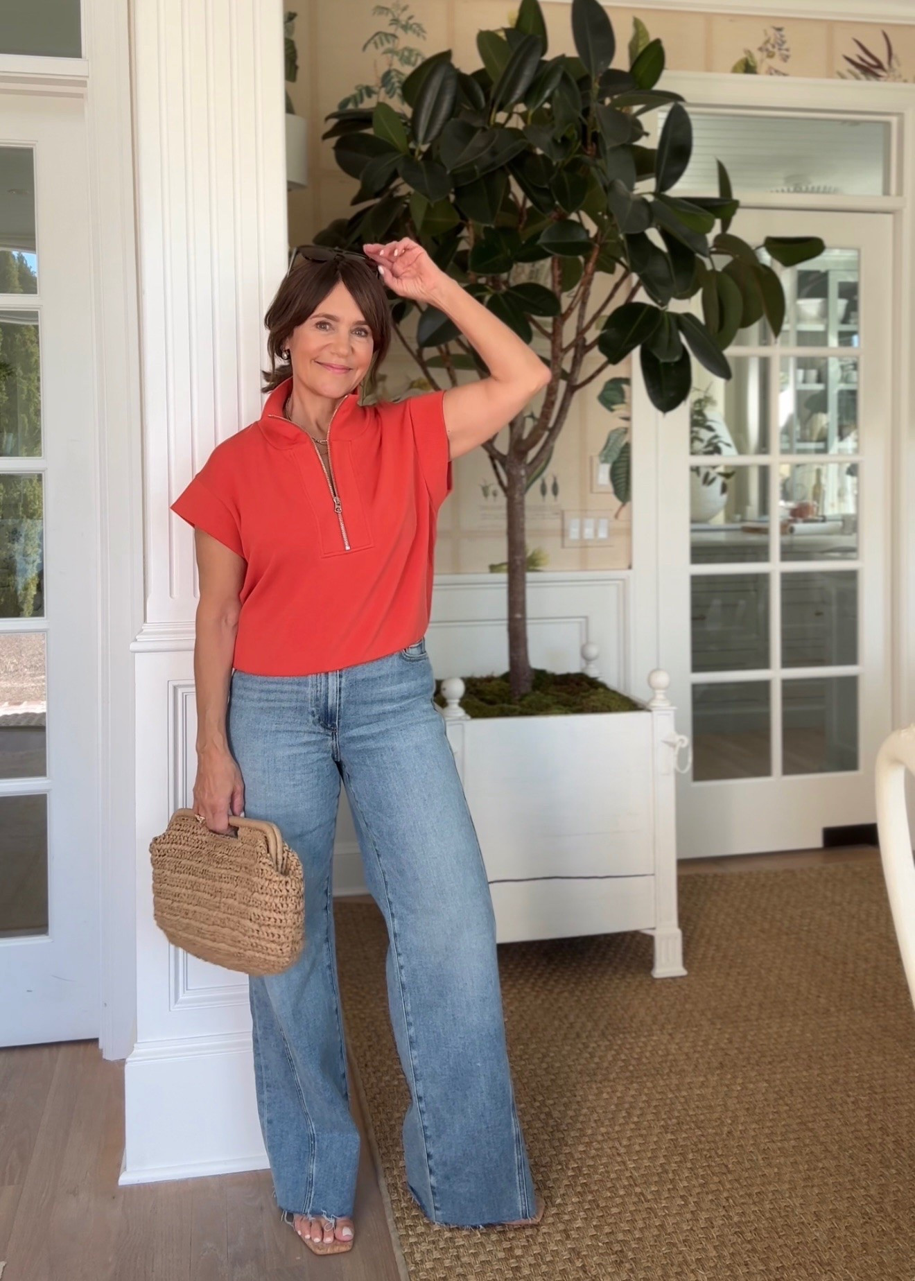 The VIRAL jeans that fit everyone just got an update!! This pair has a modern twisted seam on the sides, and the wash is perfect to wear all year round! ✨

@evereveoffical #everevepartner