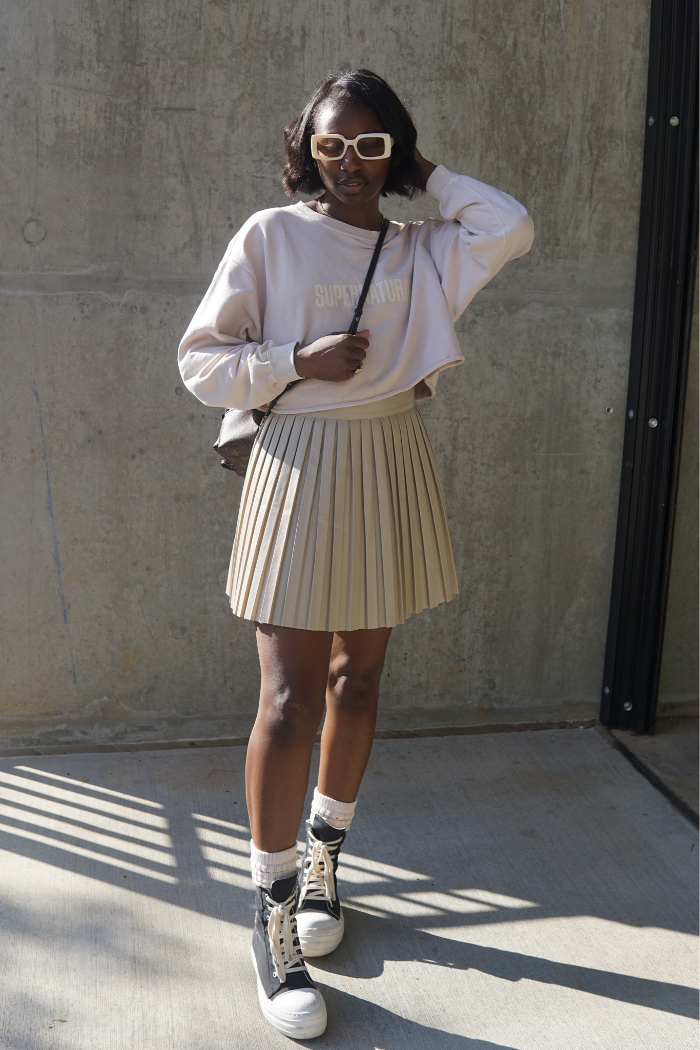 I got this skirt from pretty little thing but the color I have is sold out so here’s the link to the black one. 🤎

#LTKStyleTip